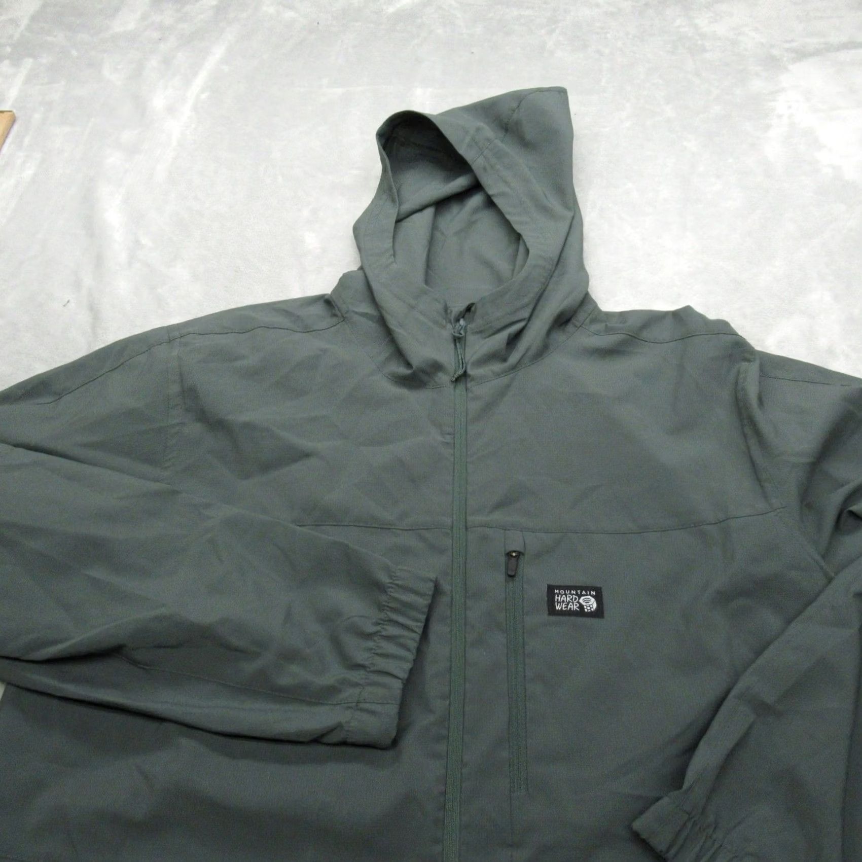 Mountain Hardwear Mountain Hardwear Jacket Mens MED Green Windbreaker Zip Full Zip Pockets Packable Lightweight Hiking Outdoor 90s Vintage? (Note: No, Vintage is No) Size US M / EU 48-50 / 2 - 3 Thumbnail
