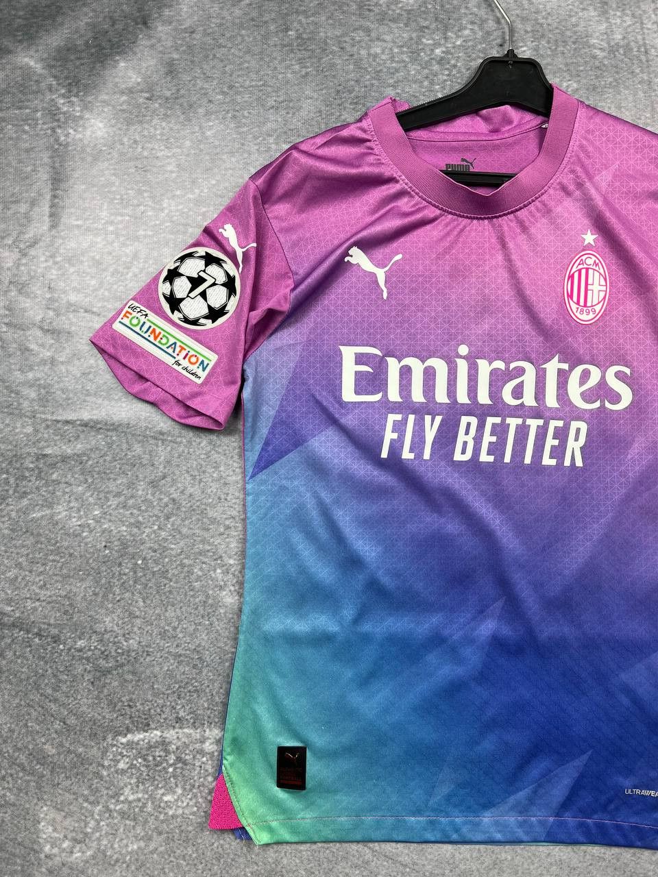 Puma puma ac milan jersey #13 JAYDEN Size US S / EU 44-46 / 1 - 2 Thumbnail