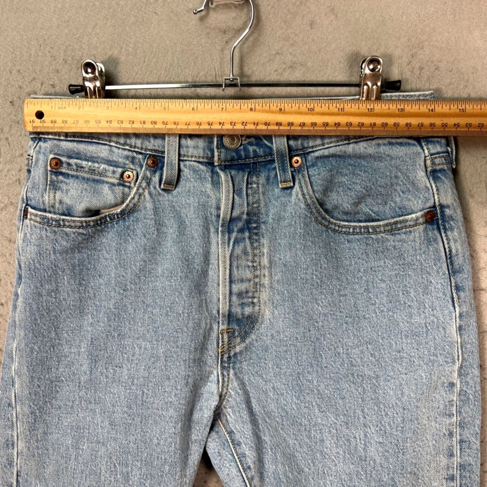 Levi's Levi's 501 Jeans Regular Size 28 Light Blue Distressed Denim Button Fly Women Jeans XX501 Size 28" / US 6 / IT 42 - 6 Thumbnail