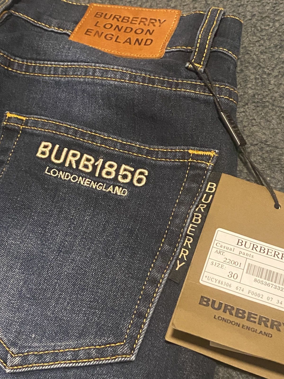 Burberry × Designer BURBERRY SLIM FIT JEANS Size US 30 / EU 46 - 6 Thumbnail