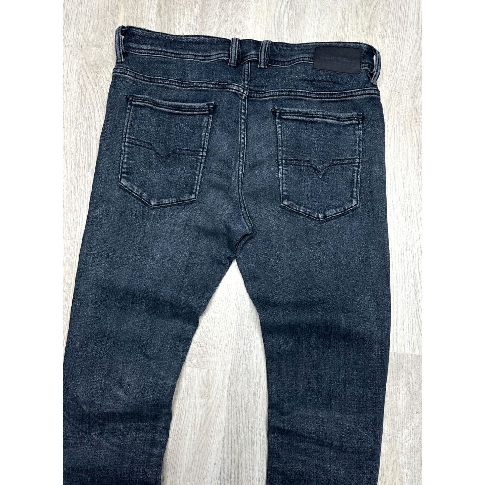 Diesel Diesel Sleenker Jeans Mens Denim Pants Regular Size 32 Blue Skinny Slim 32 Inseam 32 Waist 32 Model Diesel Sleenker Style Skinny Color Blue Mens Size US 32 / EU 48 - 7 Thumbnail