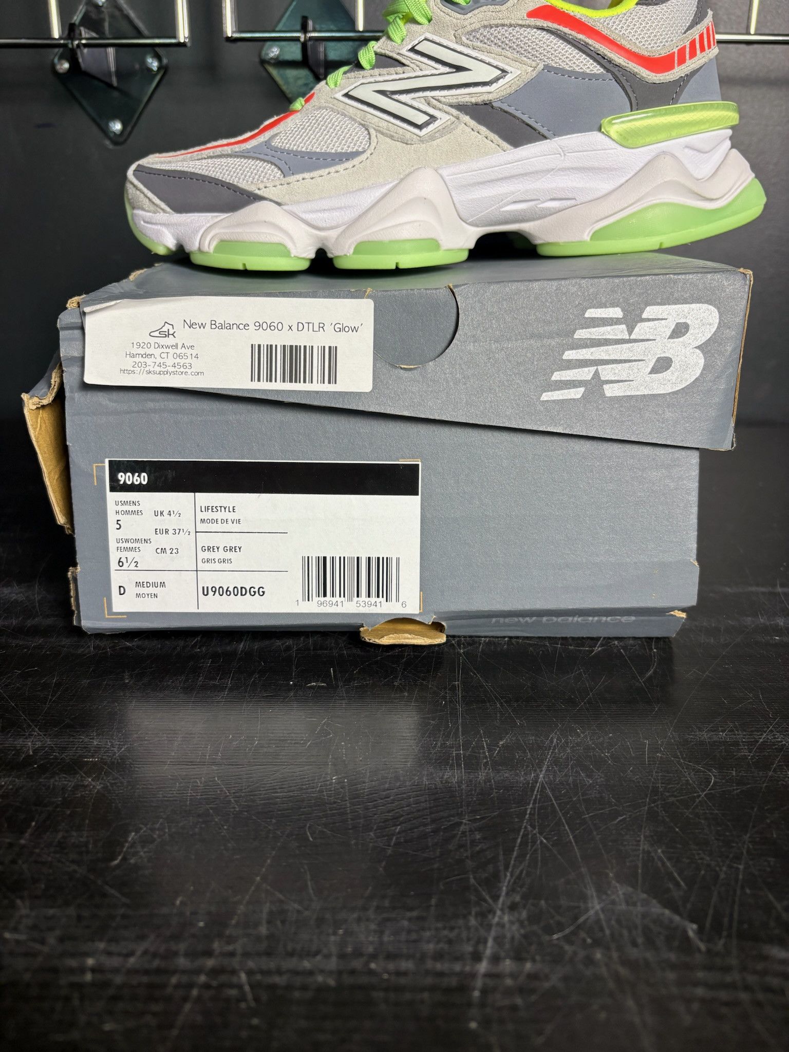 New Balance New Balance 9060 x DTLR 'Glow' Size US 5 / EU 37 - 6 Thumbnail