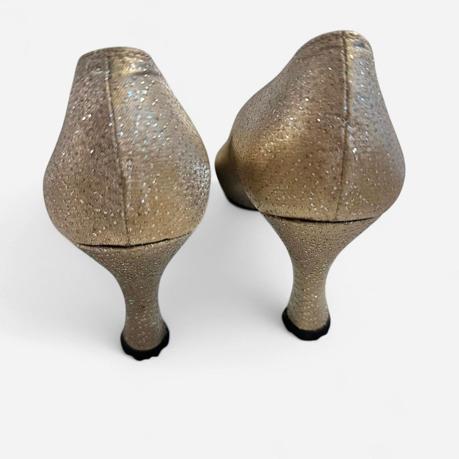 Stuart Weitzman Vintage Stuart Weitzman narrow width 8.5 heels gold glitter Size US 8.5 / IT 38.5 - 5 Thumbnail