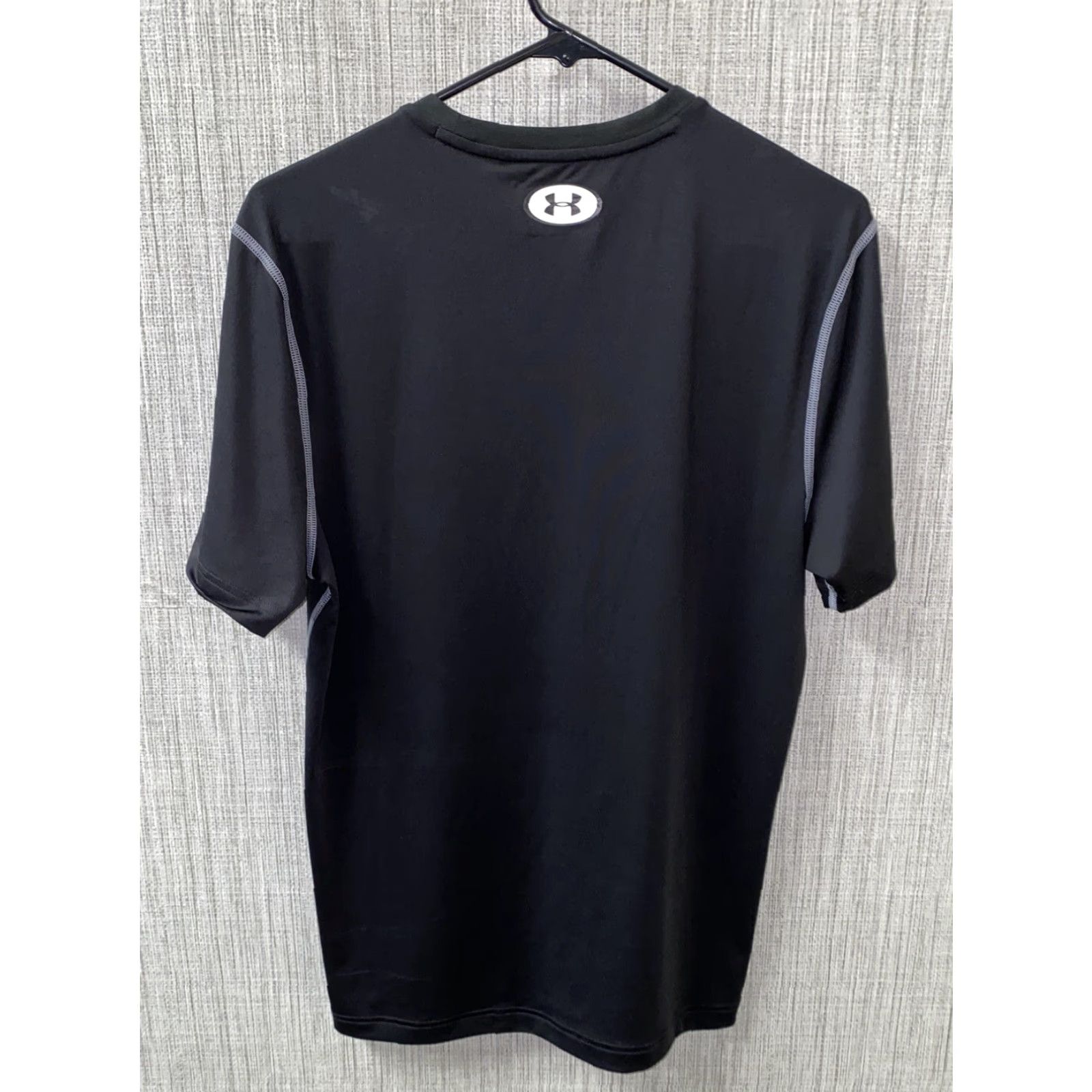 Under Armour Under Armour Mens Black Fitted Short Sleeve Basic T-Shirt Size M Size US M / EU 48-50 / 2 - 3 Thumbnail