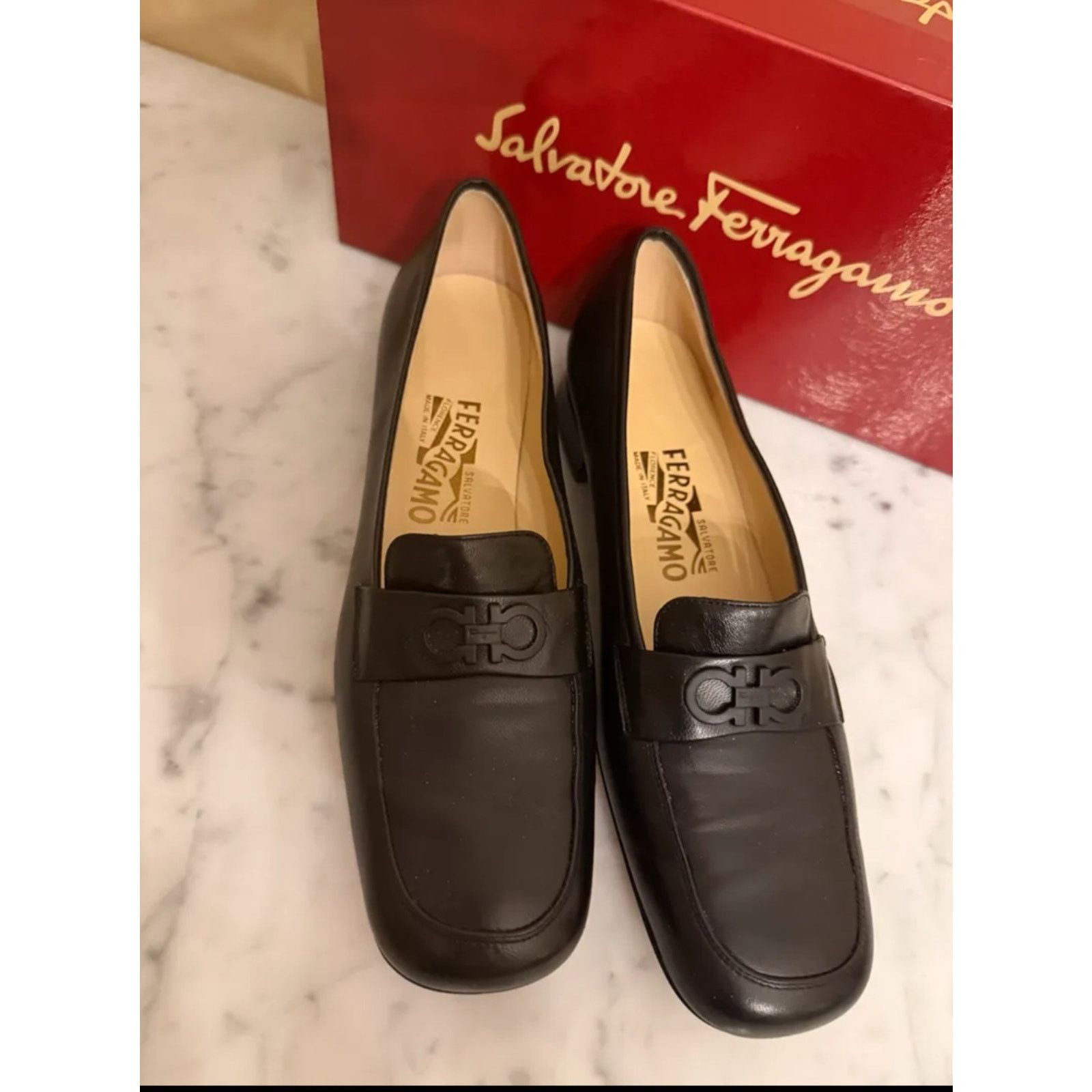 Salvatore Ferragamo Vintage Rare Salvatore Ferragamo Gancini Loafers Black 7.5AA Size US 7.5 / IT 37.5 - 2 Thumbnail