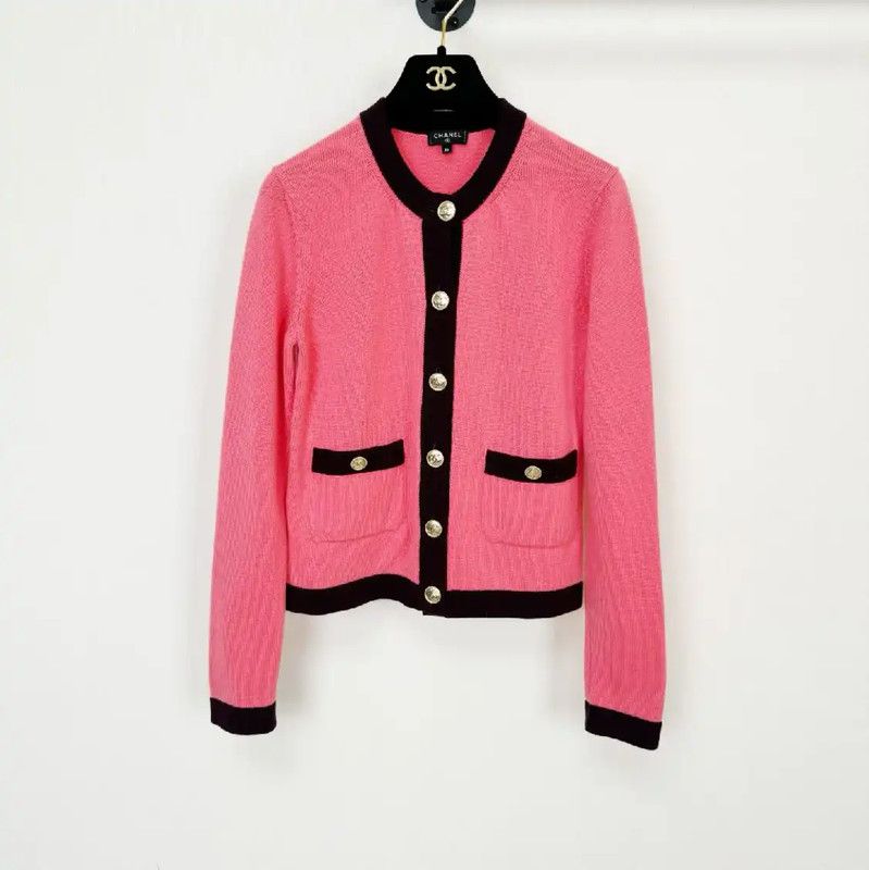 Chanel Chanel Pink Cashmere Cardigan for Women 0089 Size S / US 4 / IT 40 - 1 Thumbnail