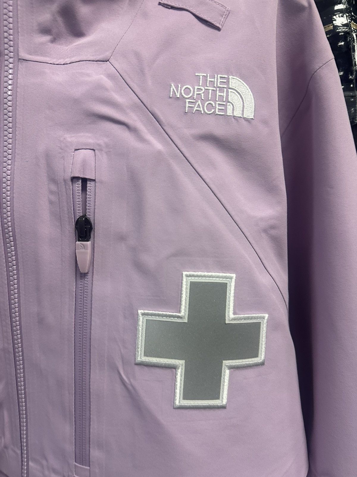 Supreme × The North Face Northface x supreme medium new summit rescue jacket Size US M / EU 48-50 / 2 - 2 Thumbnail