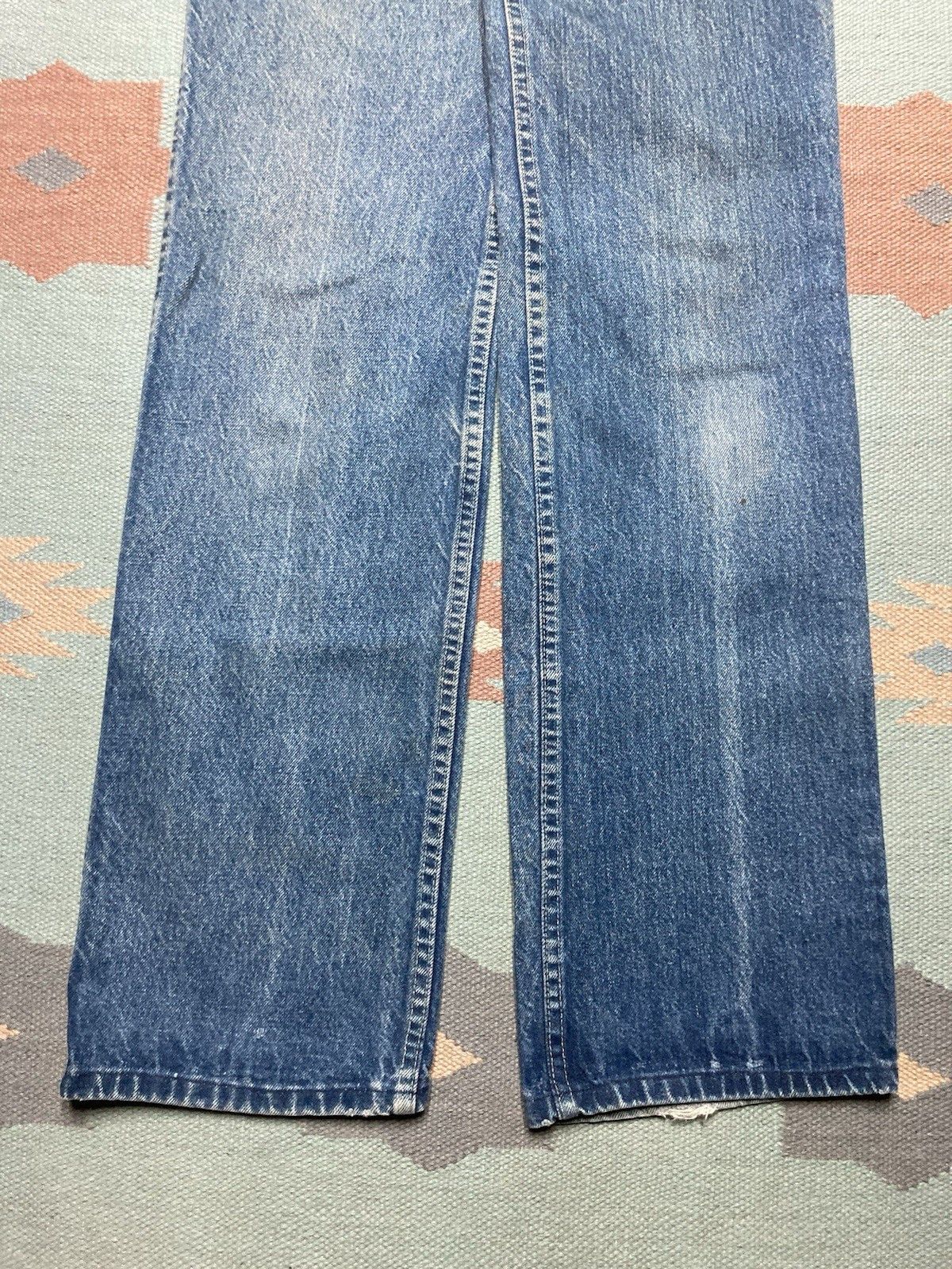 Vintage 70s bell bottom jeans flare dark denim faded womens 28x36 Size 28" / US 6 / IT 42 - 2 Thumbnail
