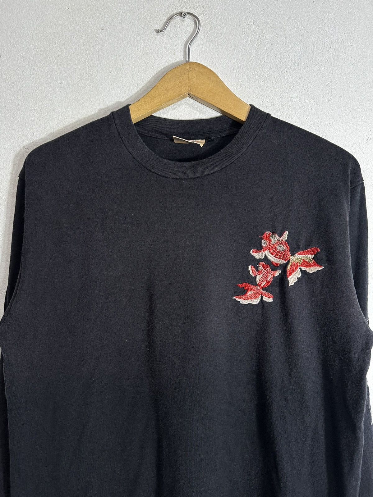 Hysteric Glamour FADED 8 KOI EMBROIDERY JAPANESE CLASSIC SCRIPT LONG SLEEVE Size US M / EU 48-50 / 2 - 4 Thumbnail