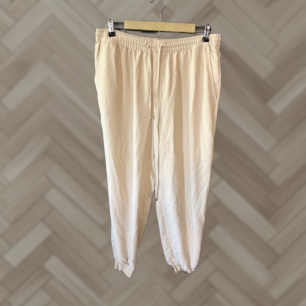 Ralph Lauren Lauren Ralph Lauren Womens Pants Jogger Pullon Drawstring Size 12 Ivory Size 34" / US 12 / IT 48 - 1 Thumbnail