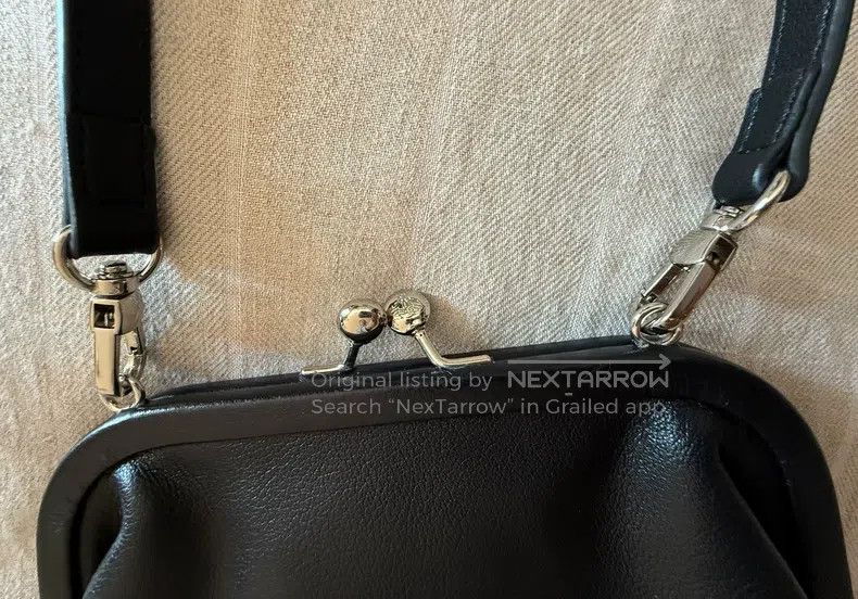 Vivienne Westwood Vivienne Westwood size os Black matte embossed bag, small Size ONE SIZE - 6 Thumbnail