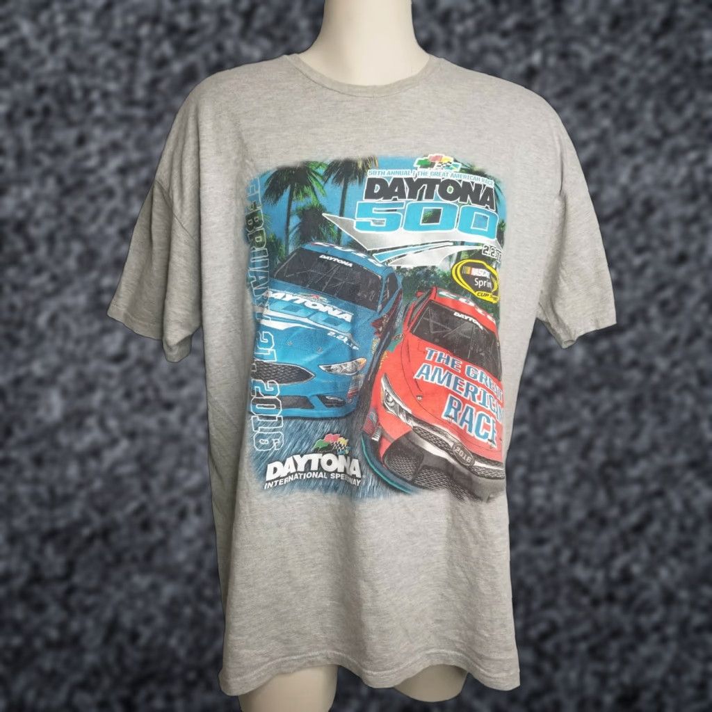 NASCAR Mens 2XL NASCAR Sprint Cup Series T Shirt Gray All Over Print Schedule Shirt Mens 2XL Gray NASCAR Schedule 2016 T Shirt Size US XXL / EU 58 / 5 - 1 Thumbnail