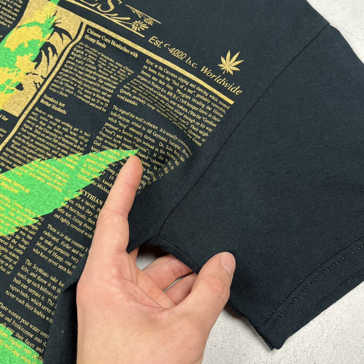 Vintage Vintage Marihuana High Times 4:20 y2k humor tee 90’s Size US M / EU 48-50 / 2 - 14 Thumbnail