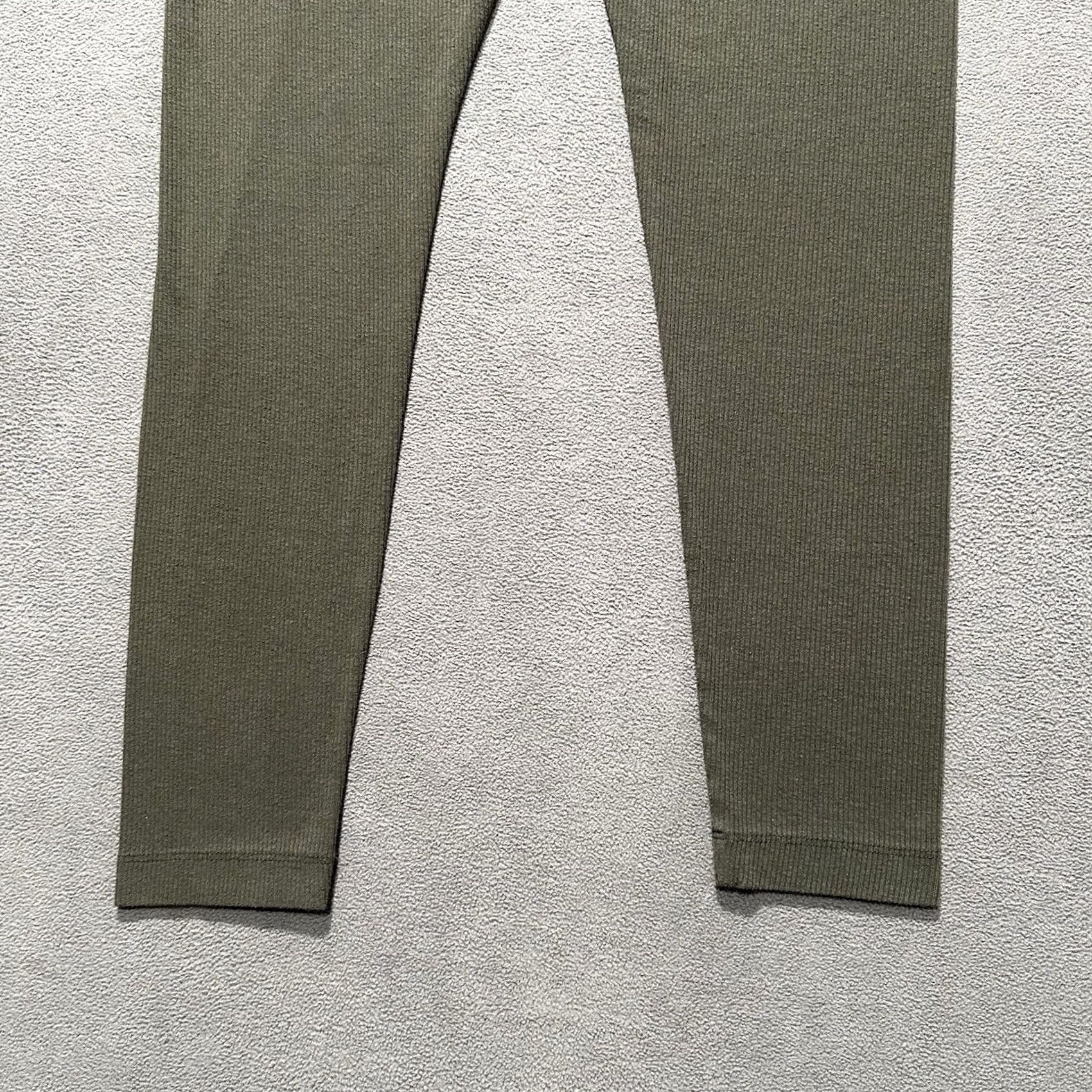 Old Navy Old Navy Leggings Womens Large Green Ribbed Lightweight Cotton blend Stretch EUC Size 36" / US 14 / IT 50 - 6 Thumbnail