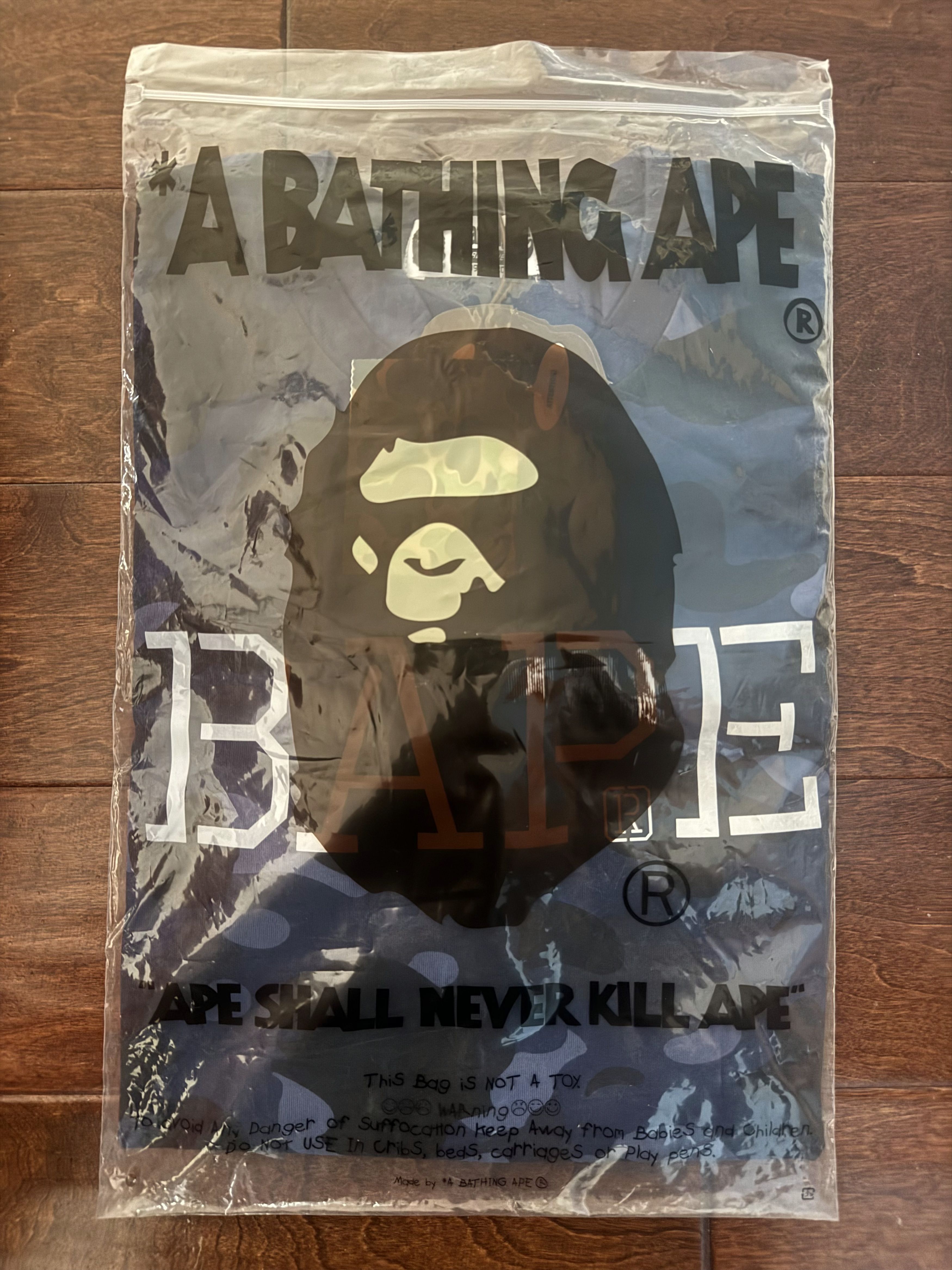 Bape Blue Camo BAPE Long Sleeve 3M logo Size US XXL / EU 58 / 5 - 1 Thumbnail