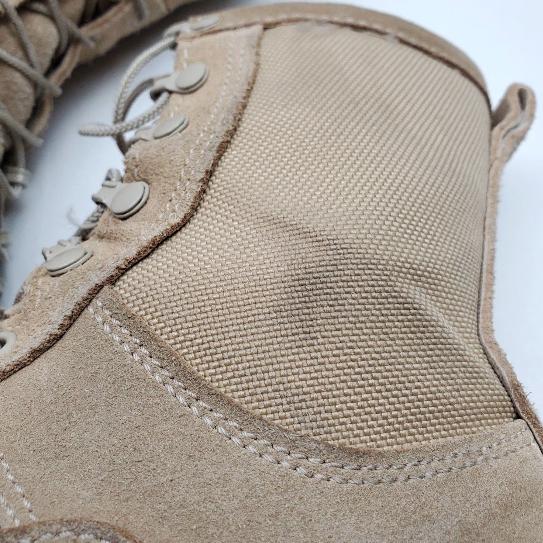 Vintage Bates Combat Boots Size 6 W Suede Gore-tex US Military Army Tan Tactical Lace Up Boots Mens Army Combat 6 W Suede Leather Shoes Size US 6 / EU 39 - 7 Thumbnail
