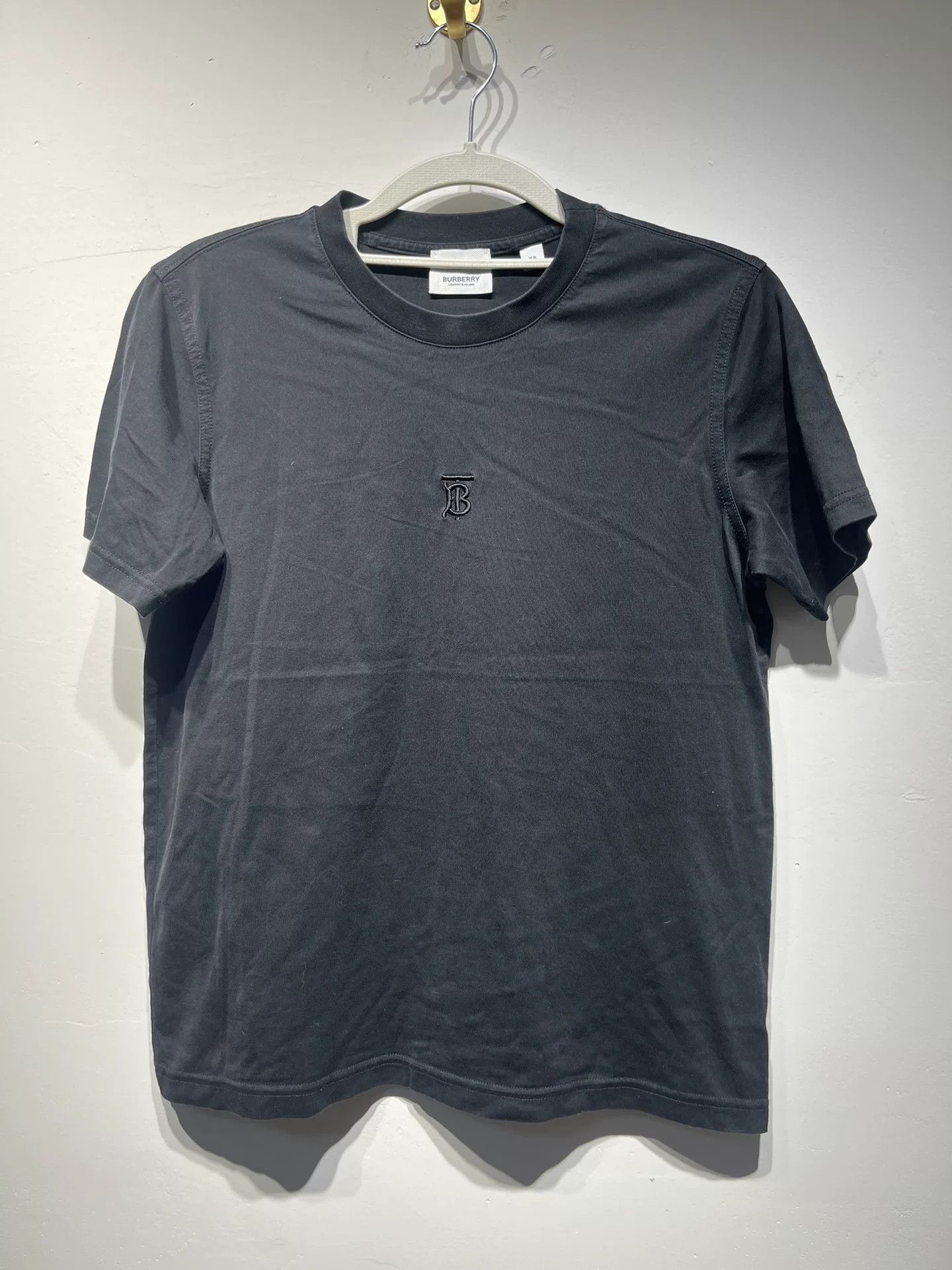 Burberry Burberry Casual Embroidered T-Shirt XS Women Size XS / US 0-2 / IT 36-38 - 1 Thumbnail