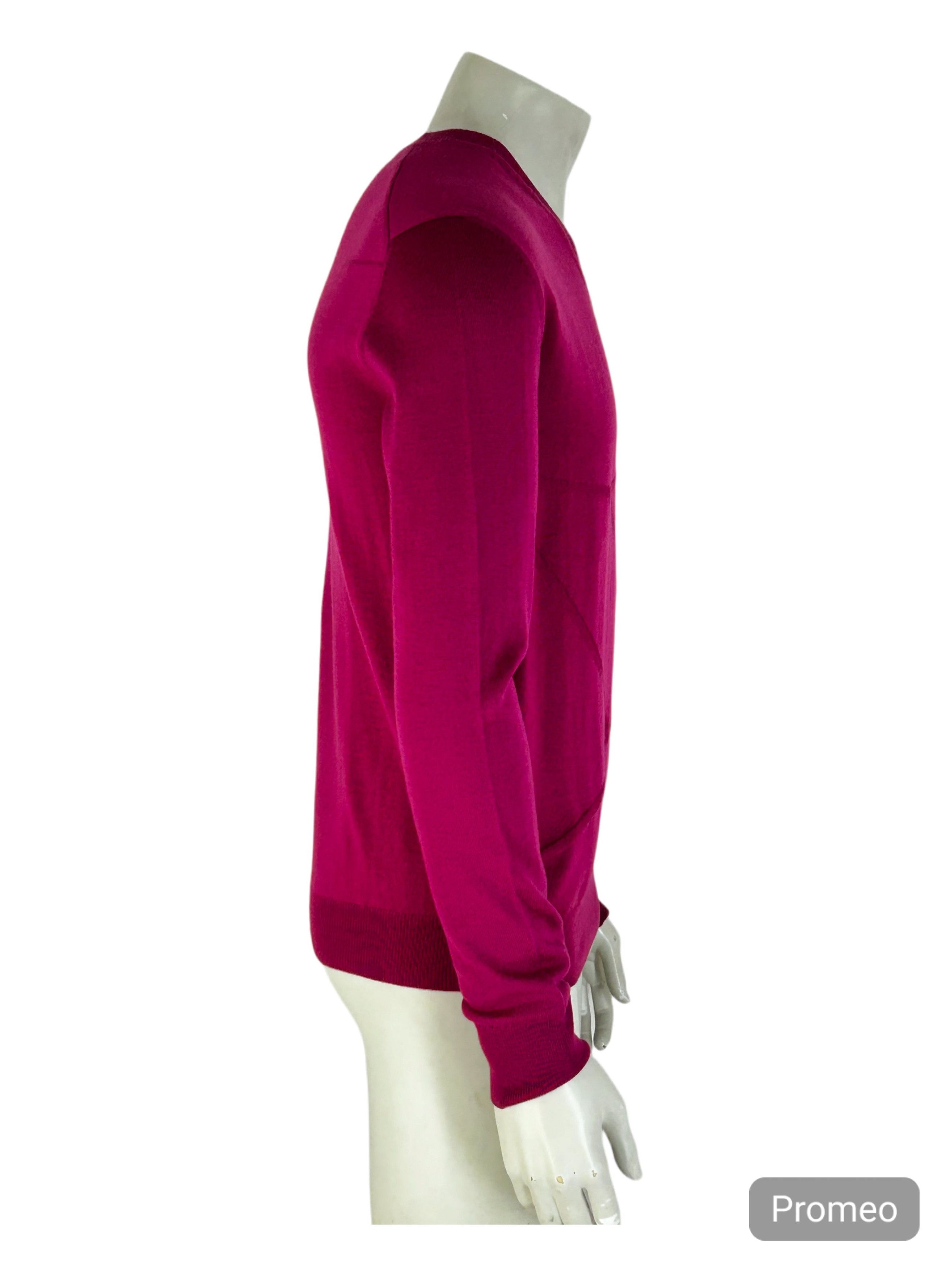 Dior DIOR HOMME FUSCHIA CUT & SEW PANLE V-NECK KNITWEAR Size US M / EU 48-50 / 2 - 2 Thumbnail