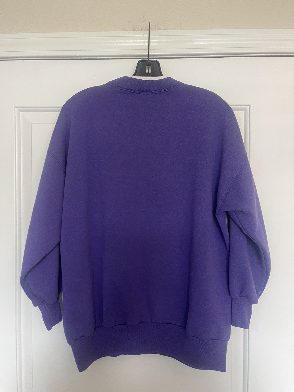 Vintage Vintage Women’s Alaska Hanes Sweater In Great Condition Size L / US 10 / IT 46 - 4 Thumbnail