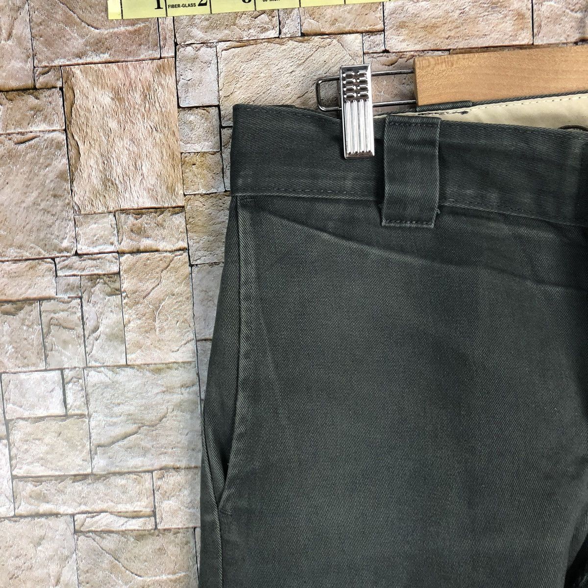 Dickies Dickies Grey faded Casual Pants #A633 Size US 31 - 8 Thumbnail