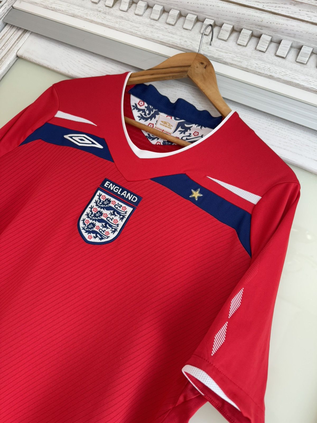 Umbro England 2008-2009 Away Soccer Jersey Football Kit Shirt Size US L / EU 52-54 / 3 - 7 Thumbnail