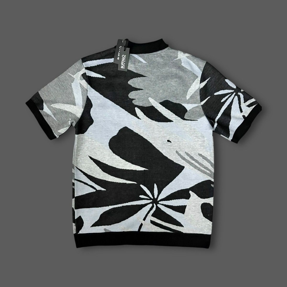 Buffalo David Bitton Buffalo Wyneson Men’s Abstract Black Grey Sweater Sz L Size US L / EU 52-54 / 3 - 9 Thumbnail