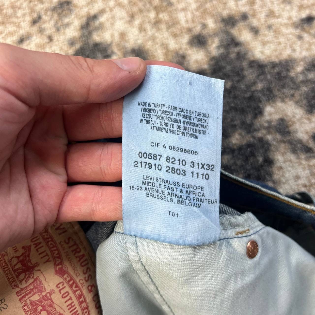 Levi's 587 Levis Vintage Y2K Rare Without Pockets Baggy Denim Jeans Size US 31 - 7 Thumbnail