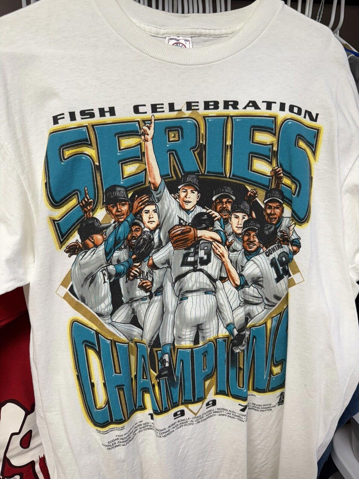 MLB × Vintage MLB Florida Marlins 1997 World Series Championship Tshirt Size US L / EU 52-54 / 3 - 4 Thumbnail