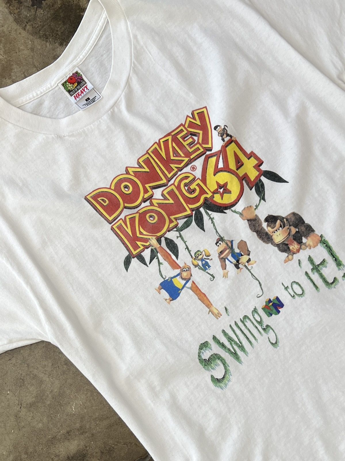 Vintage Vintage 1999 n64 Nintendo Donkey Kong 64 Swing Tee Large Size US L / EU 52-54 / 3 - 1 Thumbnail