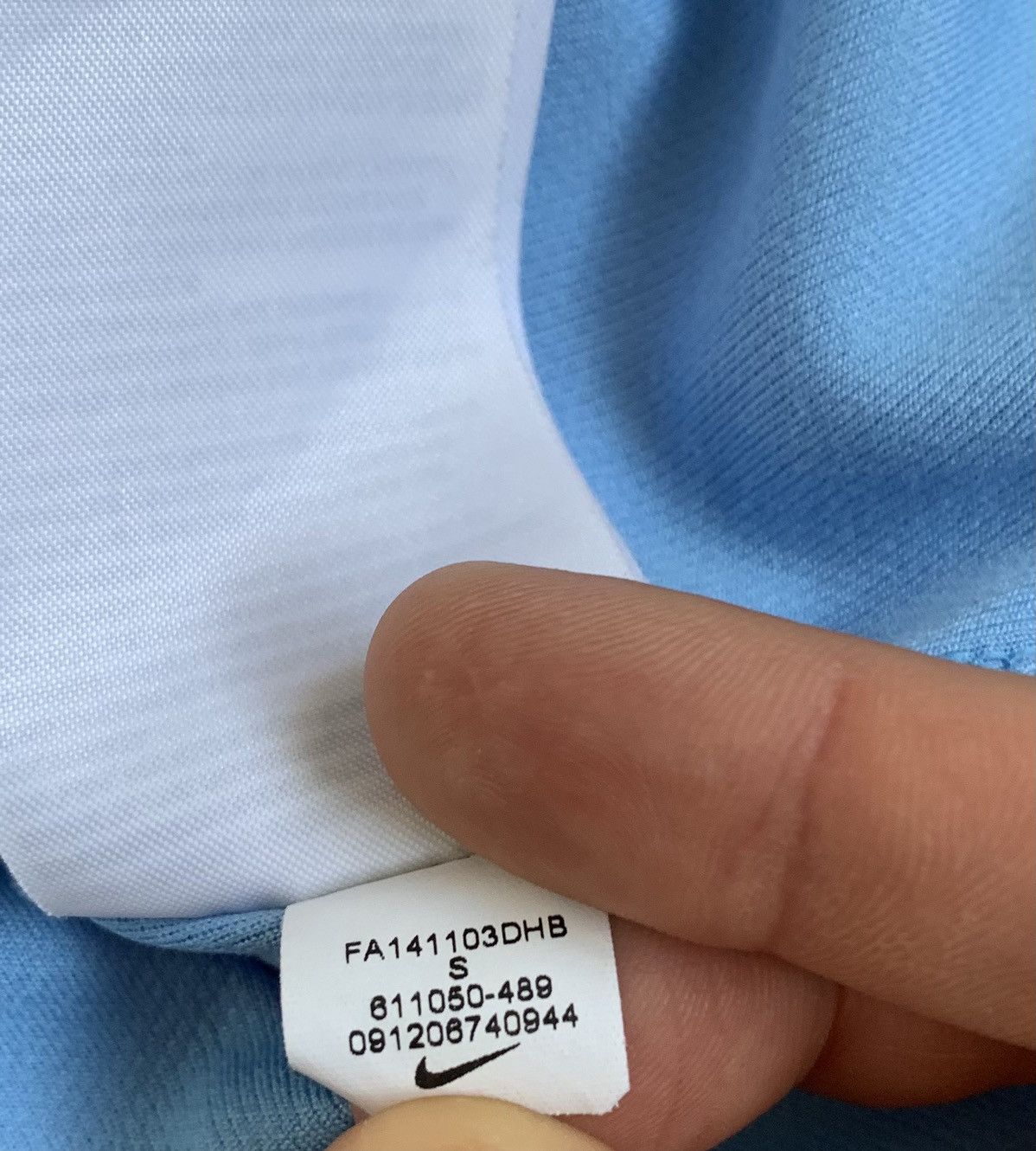 Nike × Vintage Vintage Nike Manchester city soccer jersey T shirt Size US S / EU 44-46 / 1 - 14 Thumbnail