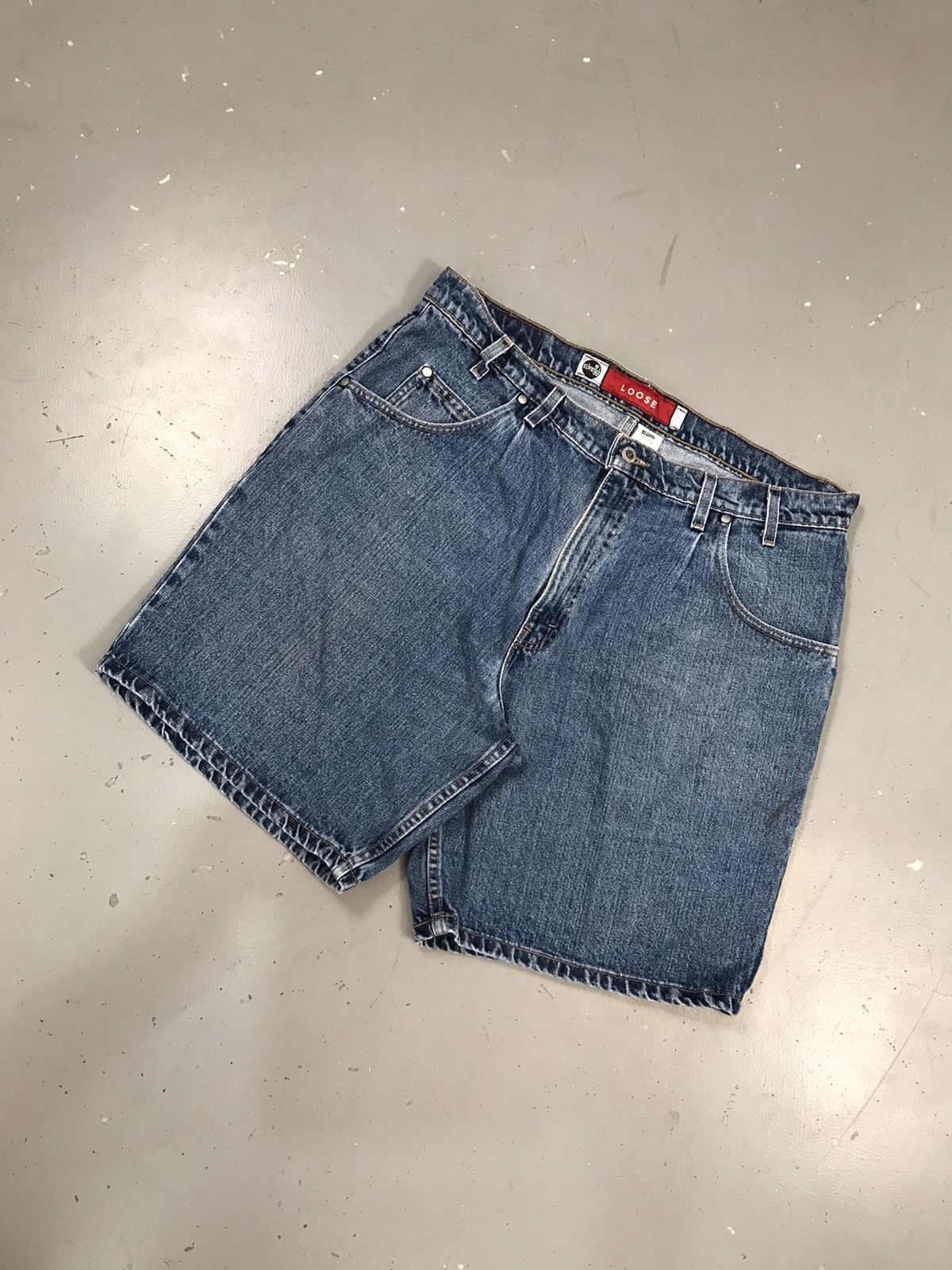Levi's × Vintage Vintage Levi’s Strauss & co. silver tab denim jort Size US 38 / EU 54 - 3 Thumbnail