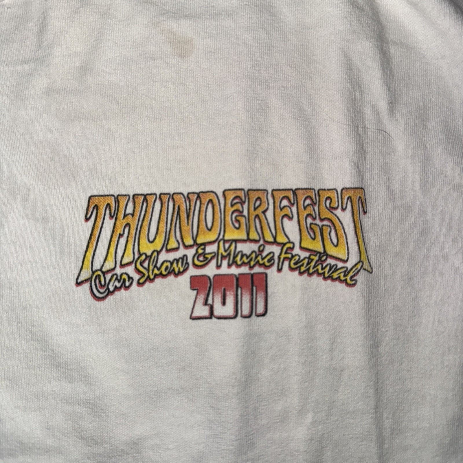 Vintage Vintage 2011 Car Show T-Shirt White XL Distressed 23x27 Size US XL / EU 56 / 4 - 5 Thumbnail