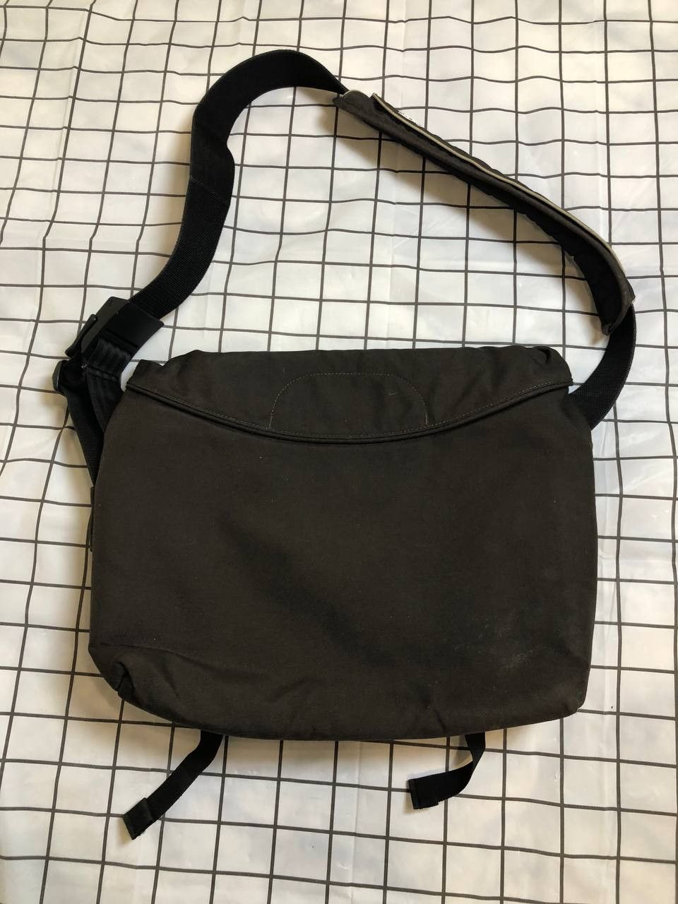 Crumpler Crumpler Silver Dig Bag / Canvas Brown Good Condition Size ONE SIZE - 14 Thumbnail