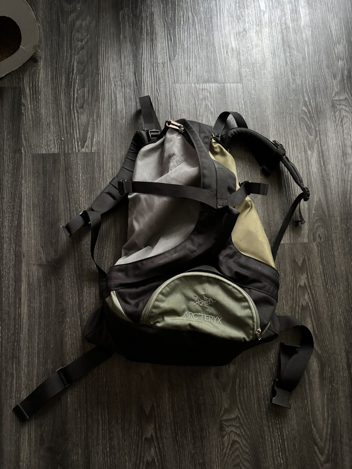 Arc'teryx × Beams Plus Arcteryx x Beams Sebring Crazy Pattern Backpack Japan Size ONE SIZE - 4 Thumbnail