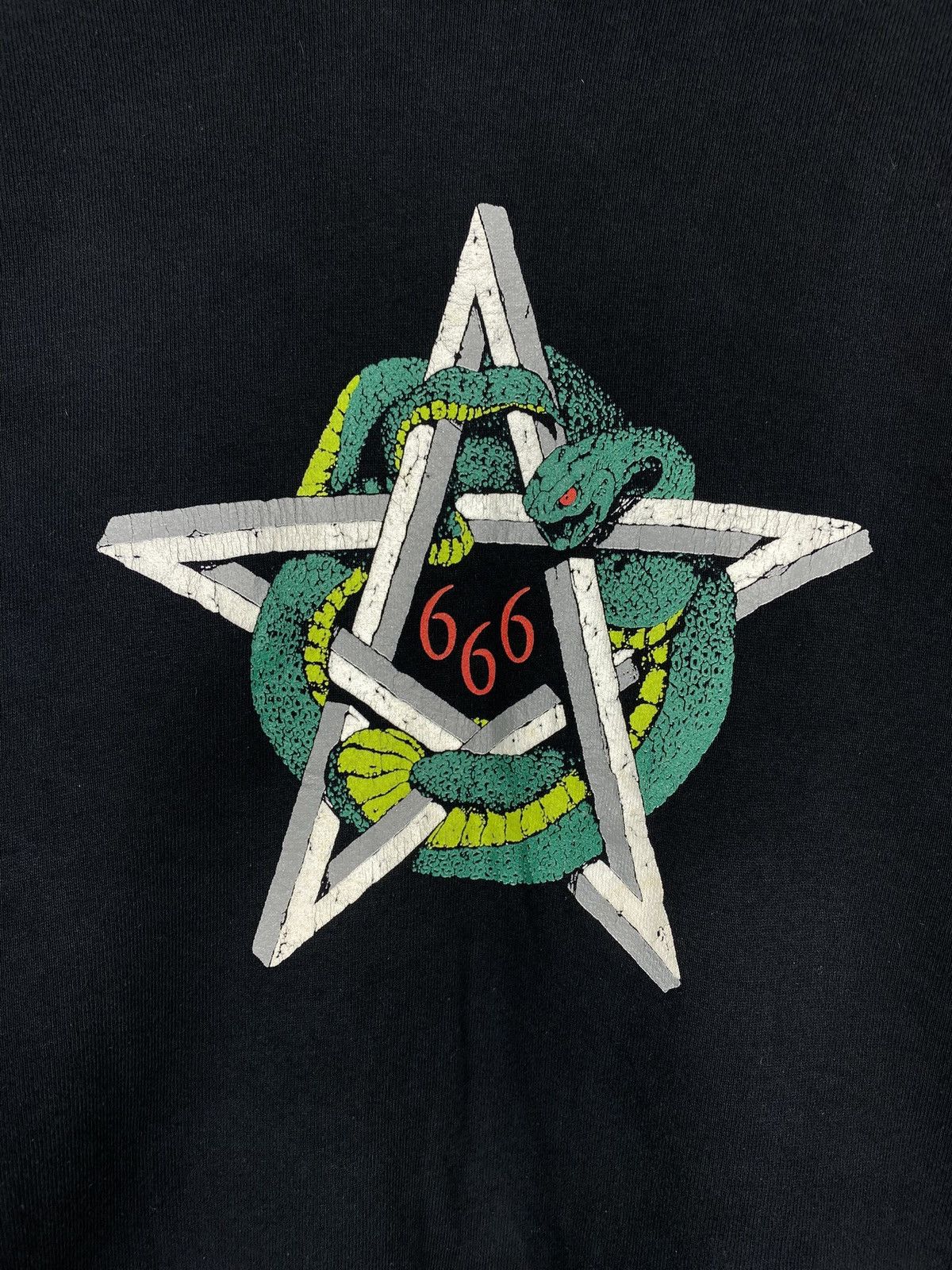 Vintage Screen Stars vintage satanic 666 sweatshirt pullover size L Size US L / EU 52-54 / 3 - 8 Thumbnail