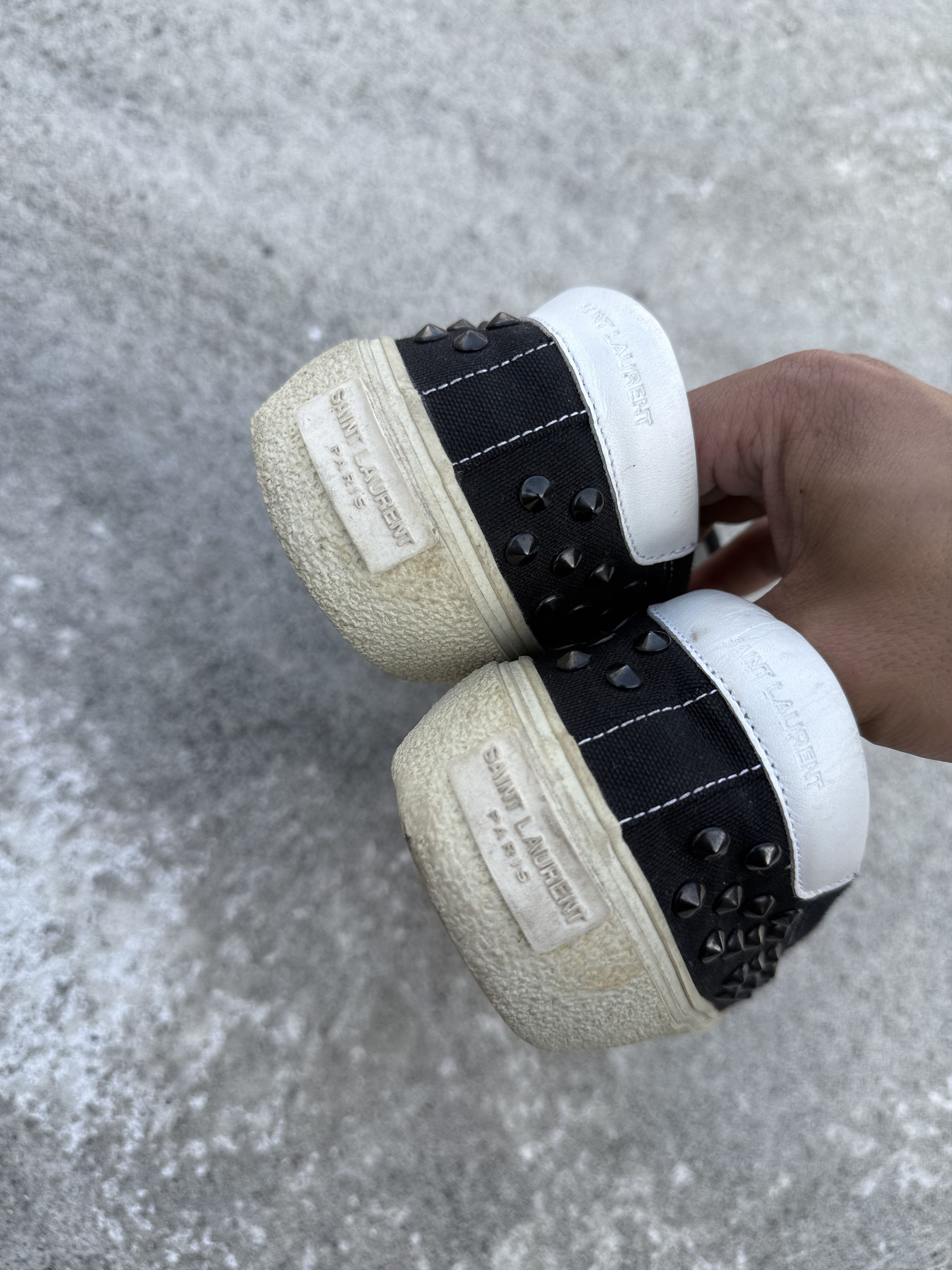 Saint Laurent Paris Saint Laurent - Studded Low Top Sneakers Size US 7.5 / EU 40-41 - 5 Thumbnail