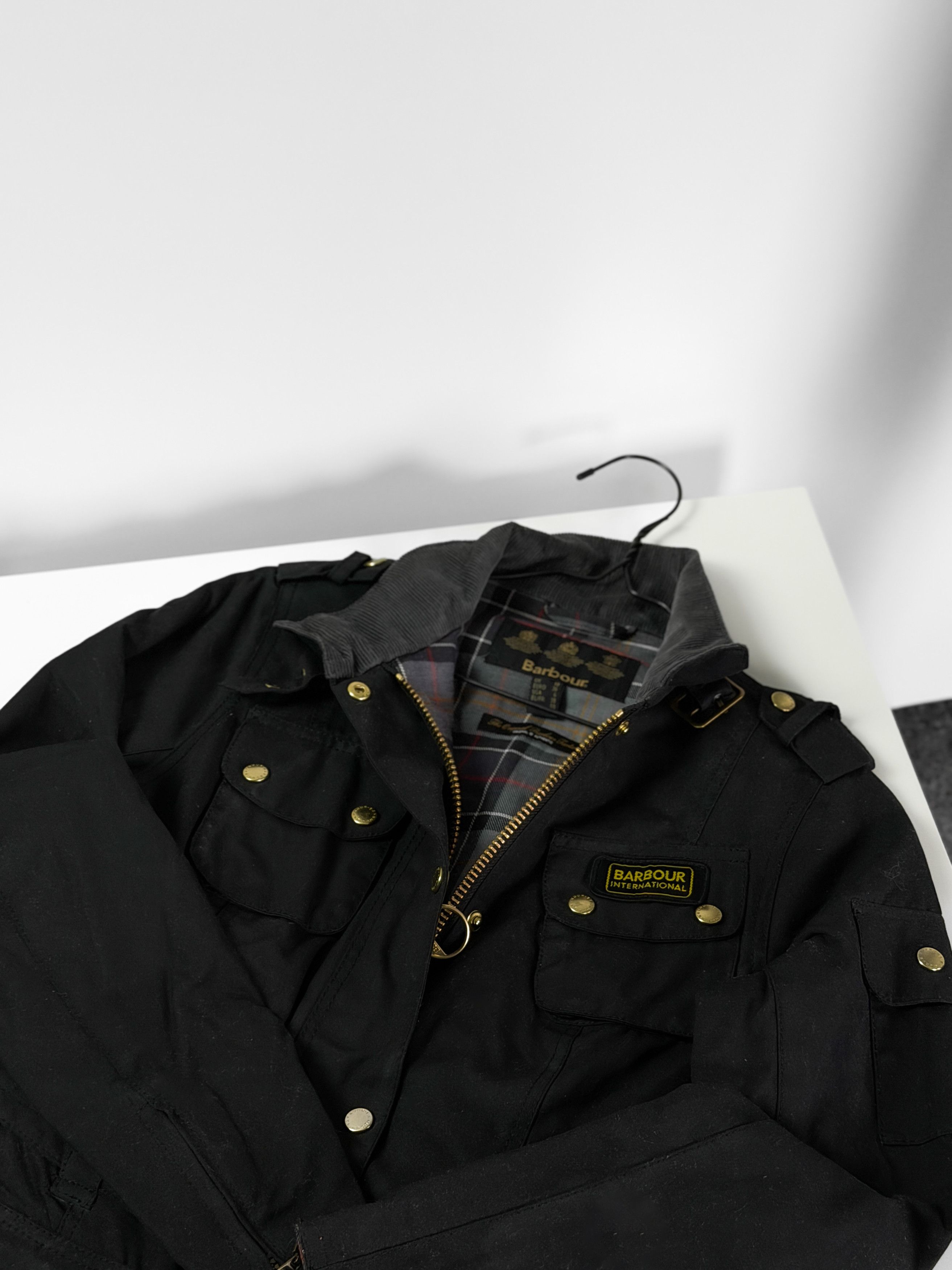 Barbour Barbour International Waxed Women’s Jacket Size M / US 6-8 / IT 42-44 - 2 Thumbnail