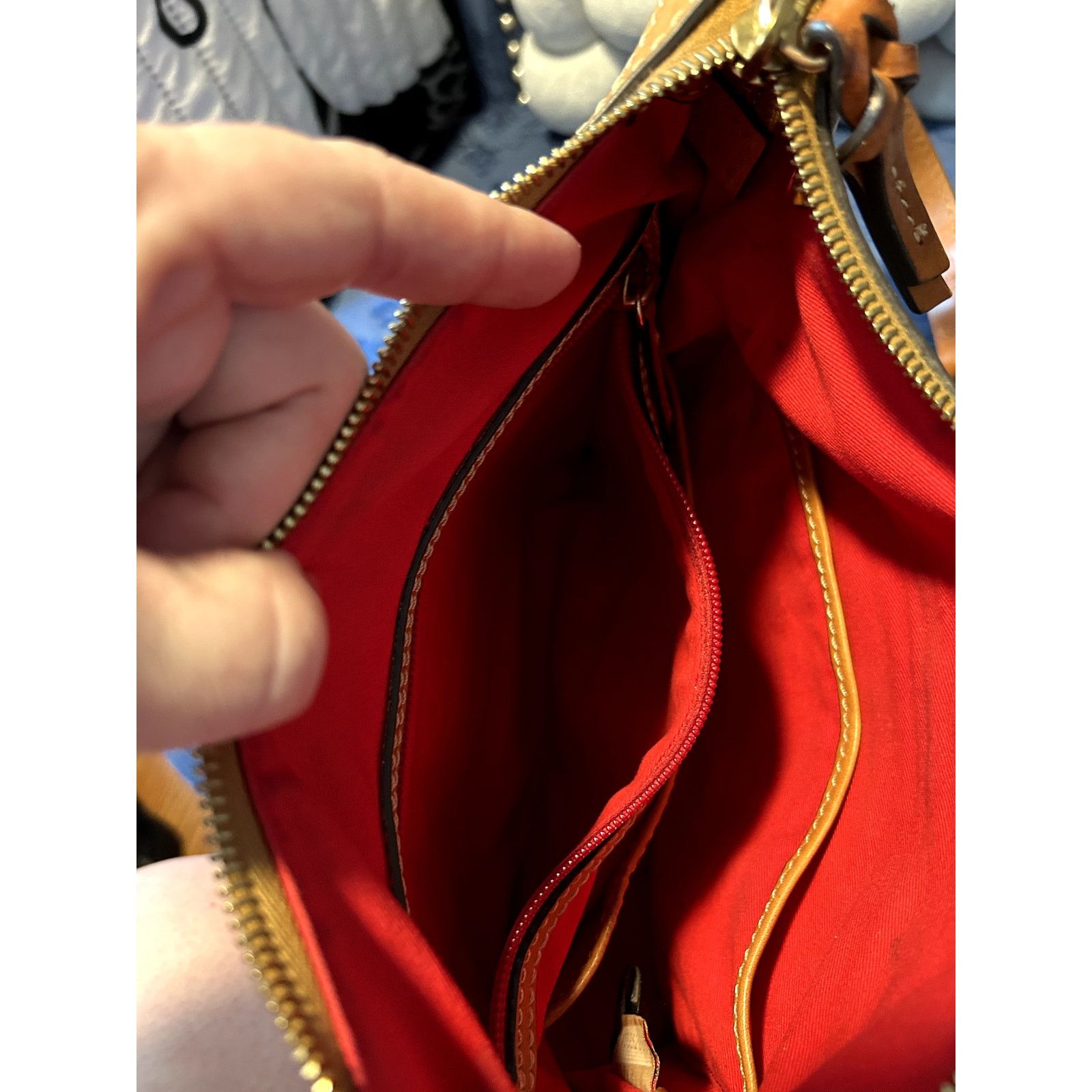 Dooney & Bourke Dooney & Bourke Taupe and Brown Shoulder Bag Size ONE SIZE - 10 Thumbnail