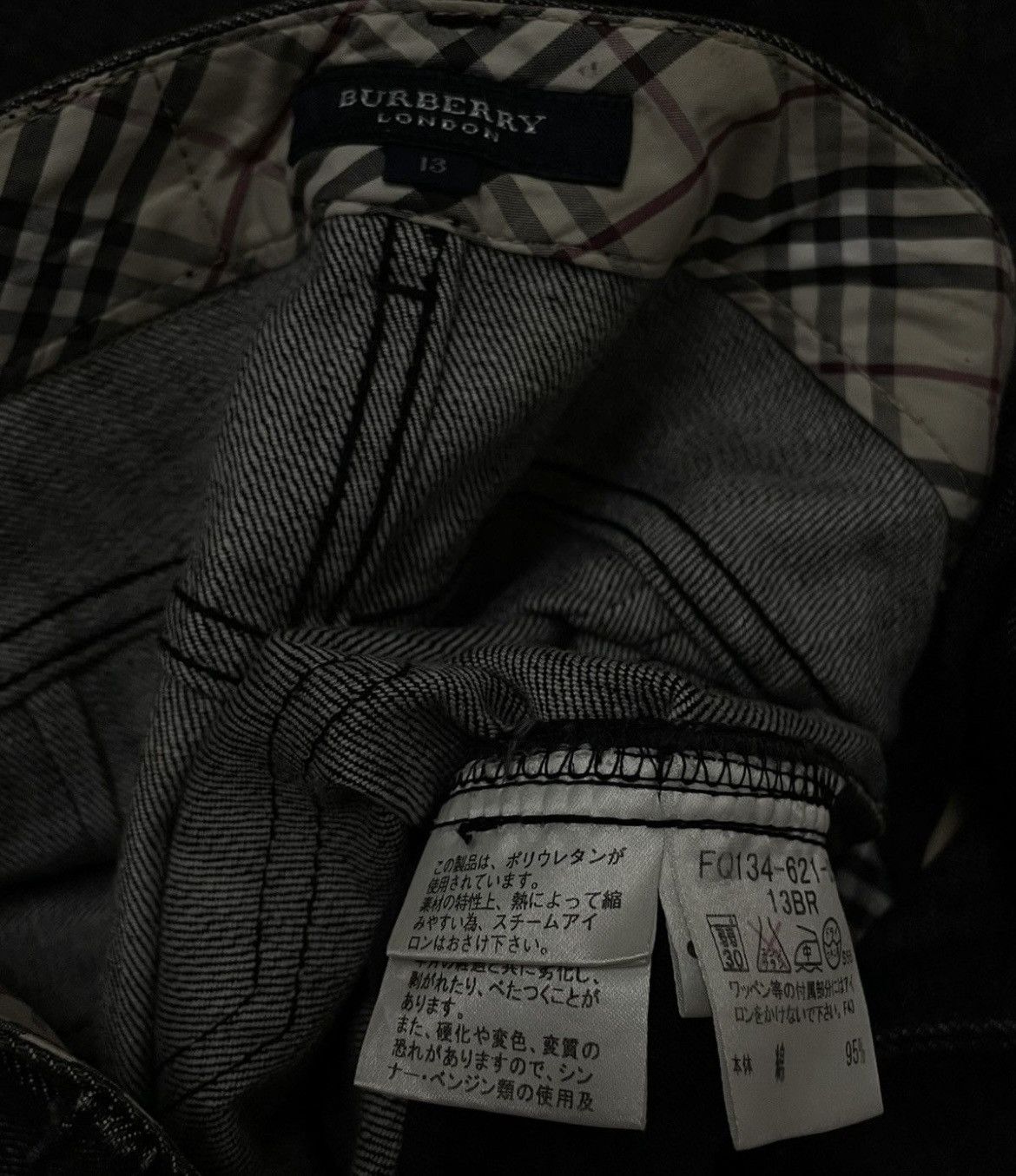 Burberry VINTAGE BURBEERY DESIGNER DEEP INDIGO PLAID PATTERN DENIM Size US 30 / EU 46 - 19 Thumbnail