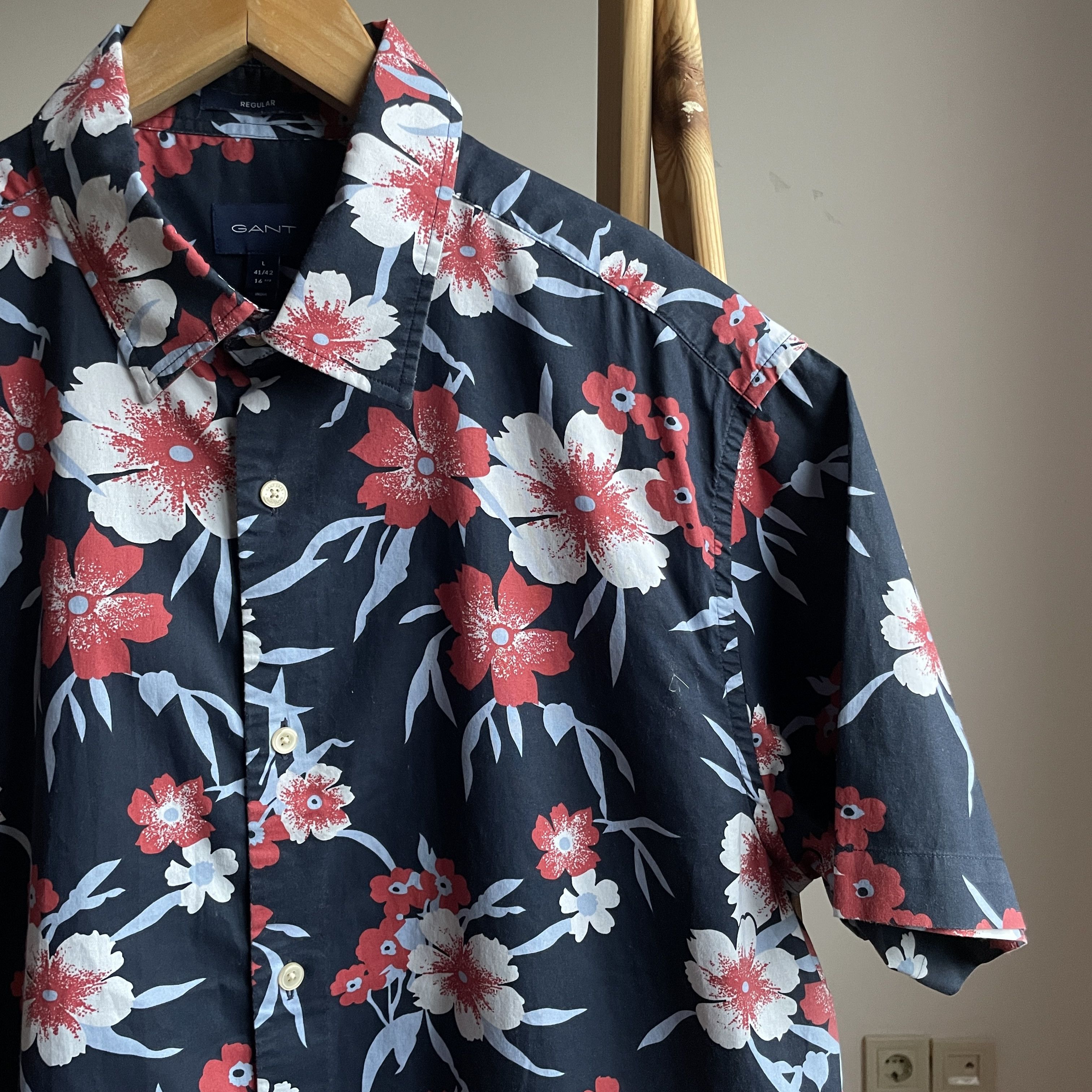 Gant Gant Floral Hawaiian Short Sleeve Shirt Size L Size US L / EU 52-54 / 3 - 4 Thumbnail
