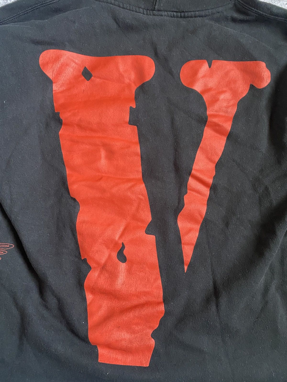 NAV × Vintage × Vlone Vintage Nav x Vlone Hoodie Big Logo Size L Size US L / EU 52-54 / 3 - 15 Thumbnail