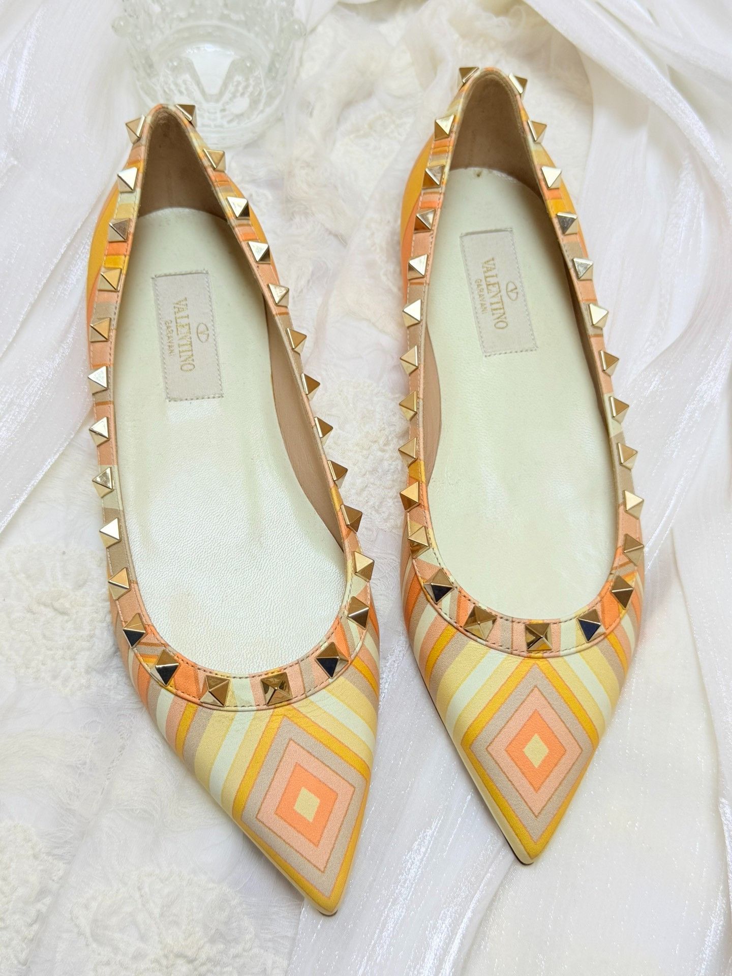 Valentino Valentino Limited Multi Lowtop Sneakers us_5 Women Size US 5 / IT 35 - 1 Thumbnail