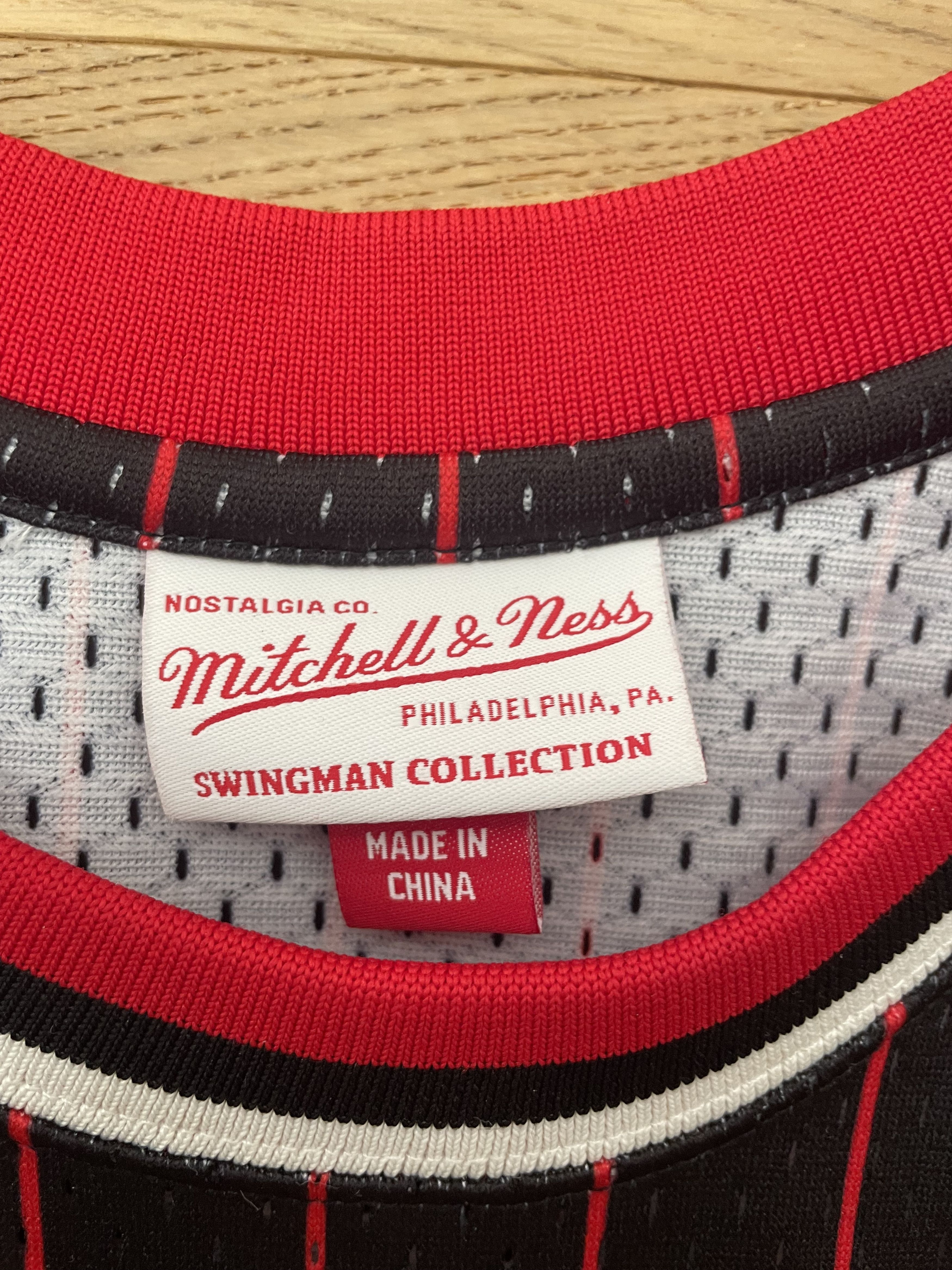 Mitchell & Ness M&N Scottie Pippen #33 Chicago Bulls Pinstripe Size US M / EU 48-50 / 2 - 4 Thumbnail