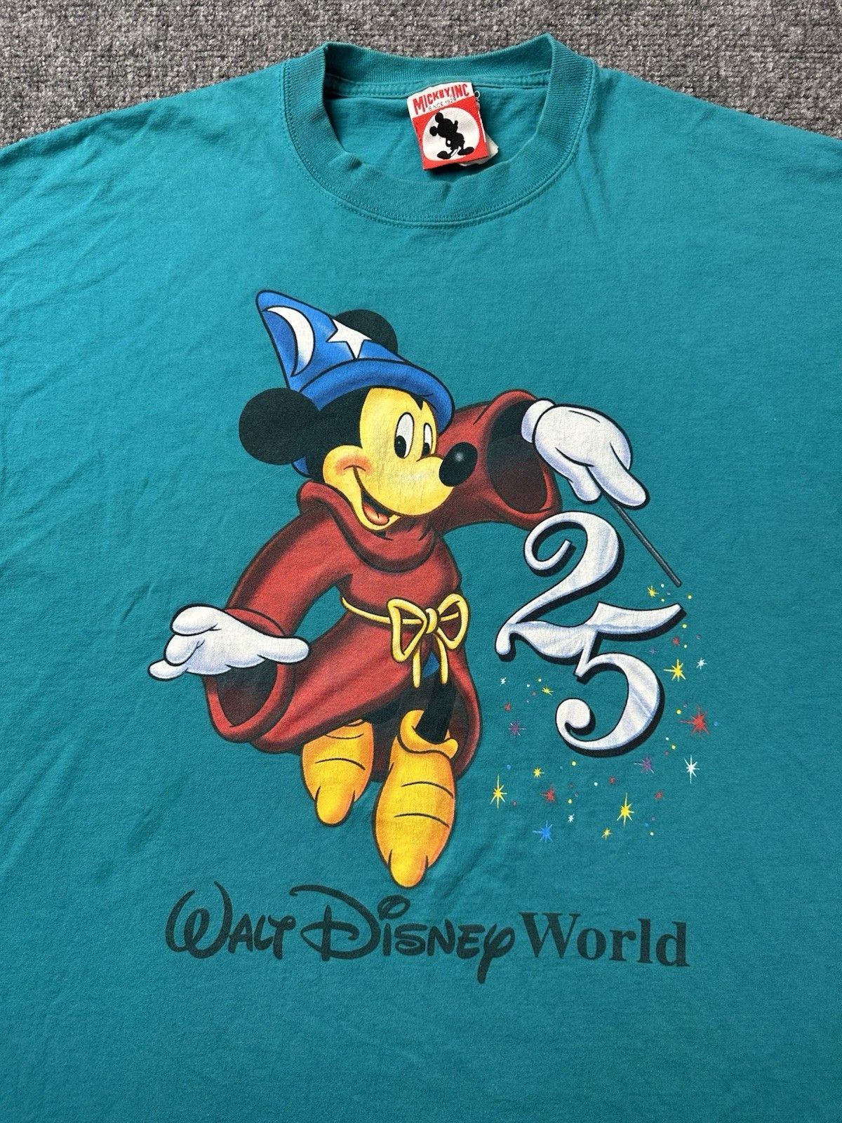 Disney Mens Disney Mickey Mouse Wizard Walt Disney World, Size L Size US L / EU 52-54 / 3 - 2 Thumbnail
