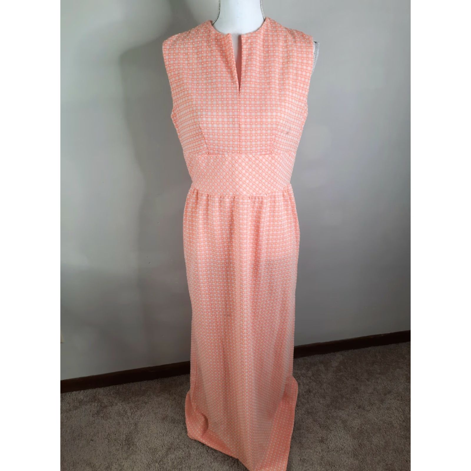 Vintage VINTAGE 60s 70s Textured Polyester Check Evening Gown Maxi Dress Coral Small Women’s Size S / US 4 / IT 40 - 5 Thumbnail