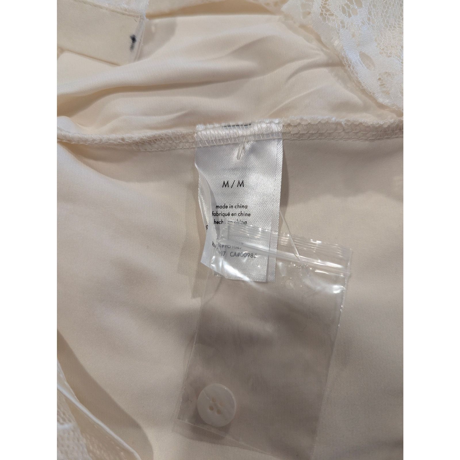 Other Rachel Parcell Lace Cream Satin Button Down Medium Size M / US 6-8 / IT 42-44 - 8 Thumbnail