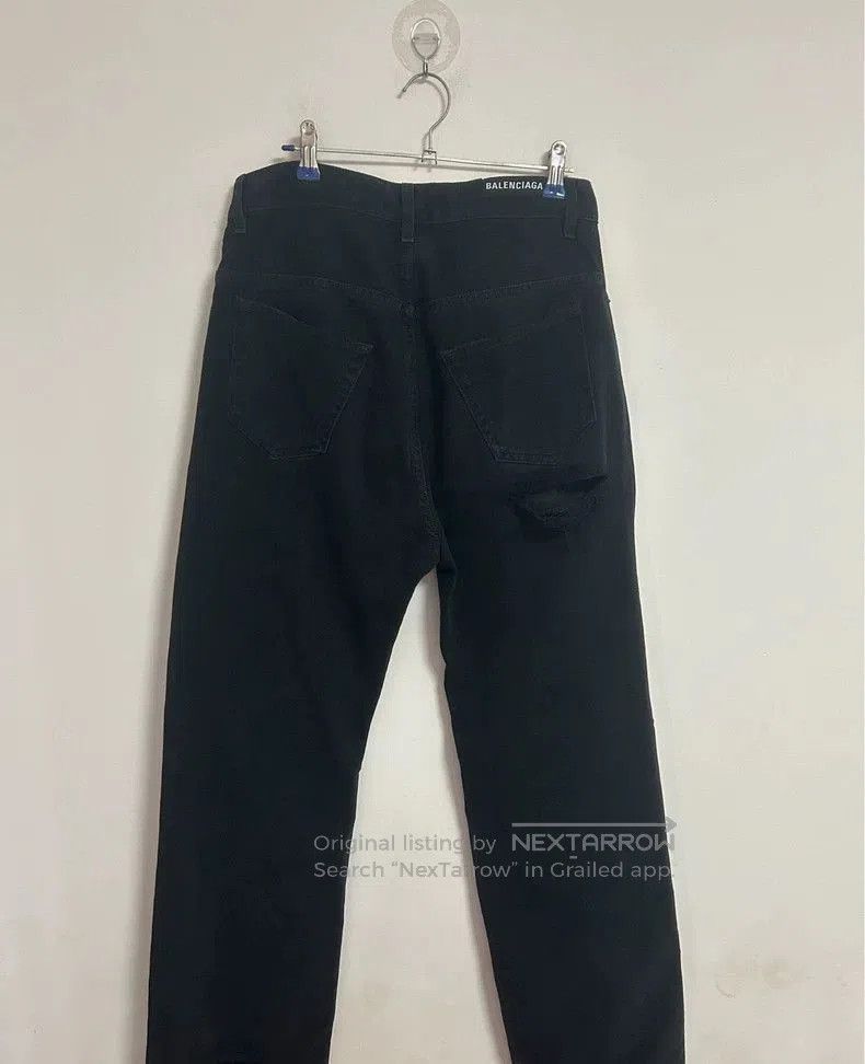 Balenciaga Balenciaga Distressed Denim Jeans XS. Size US 26 / EU 42 - 2 Thumbnail