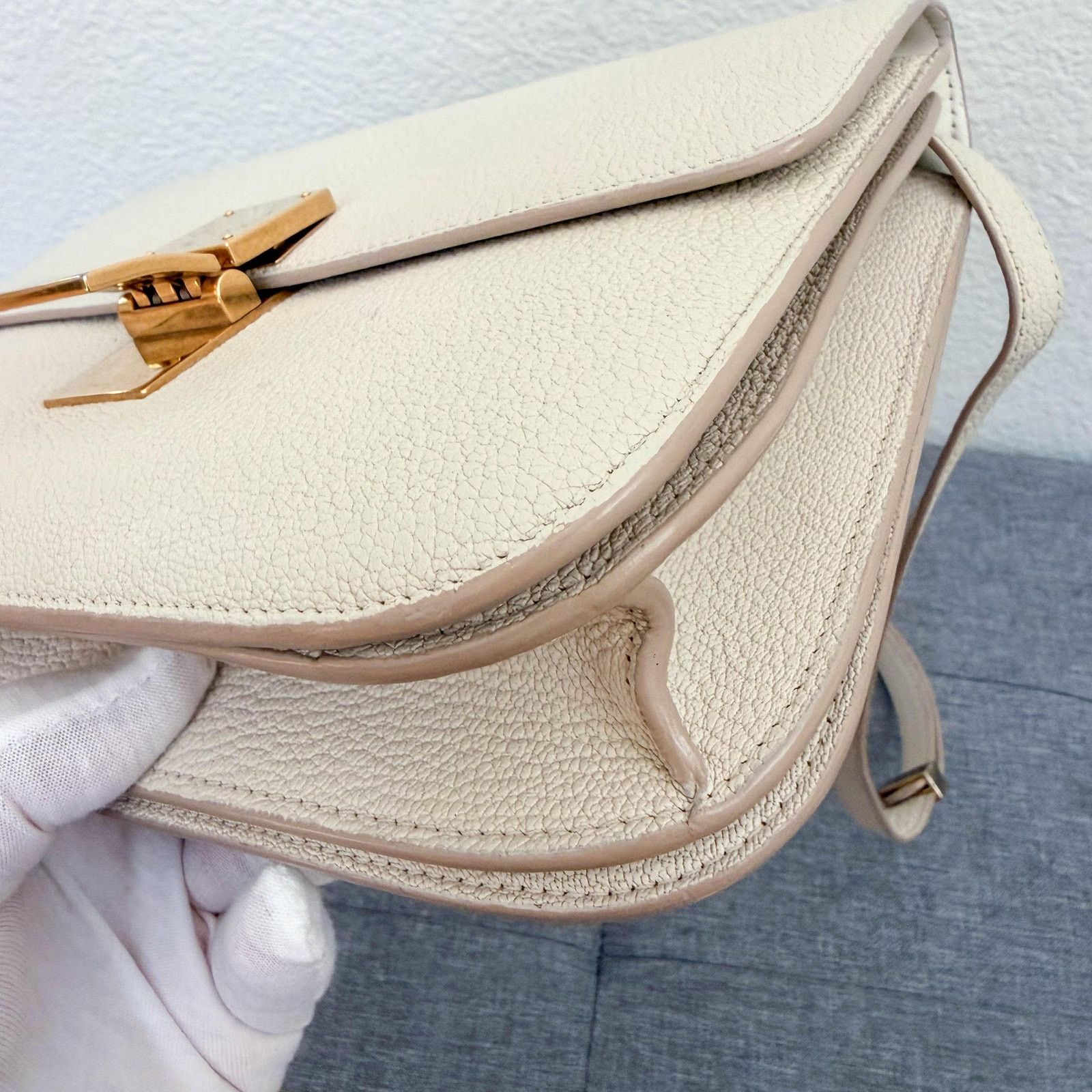 Celine Authentic Celine Classic Box Leather Shoulder Bag Size ONE SIZE - 7 Thumbnail