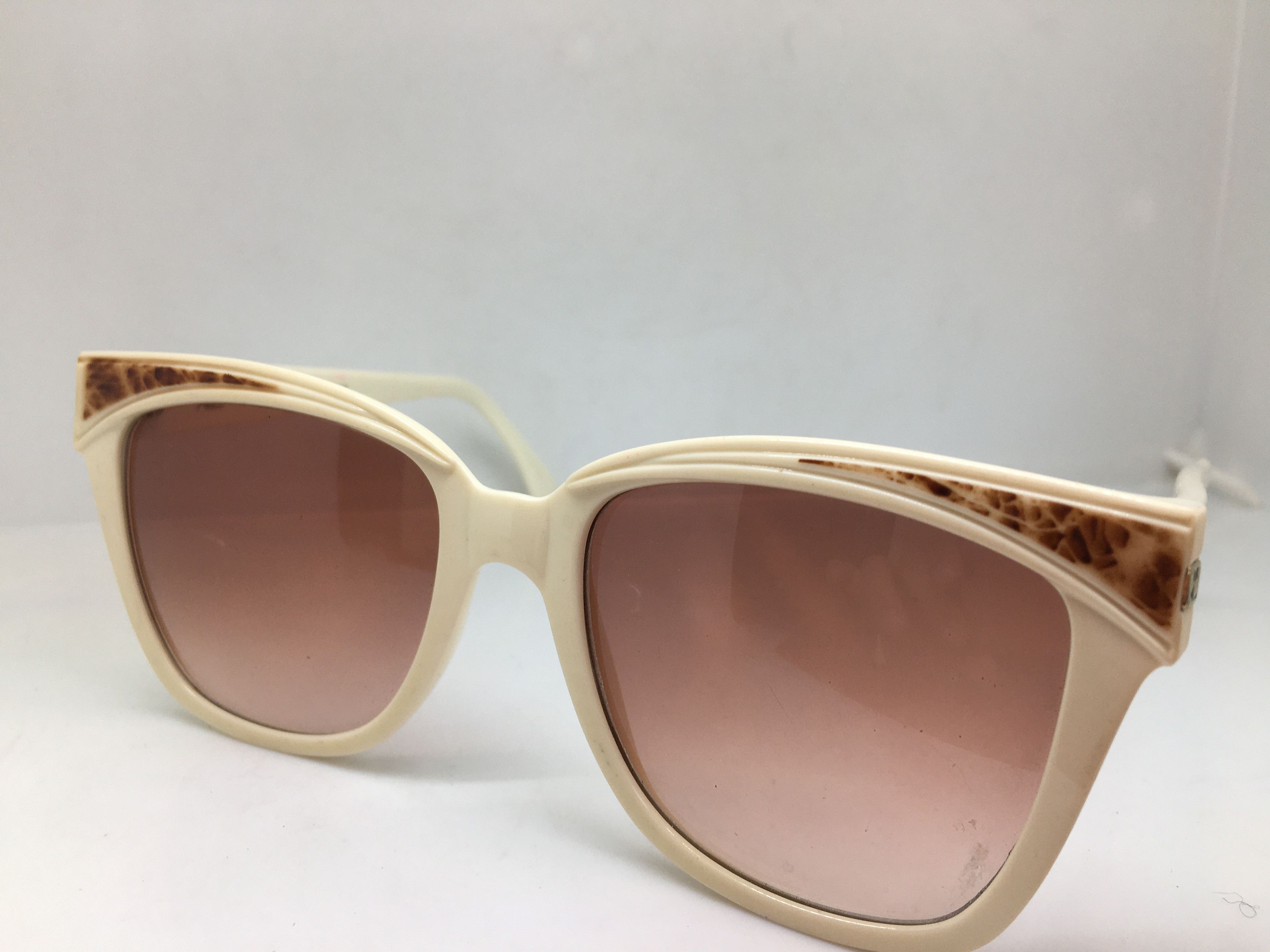 Courreges Vintage 70s Courreges 8835 Woman Oversize Sunglasses France Size ONE SIZE - 3 Thumbnail