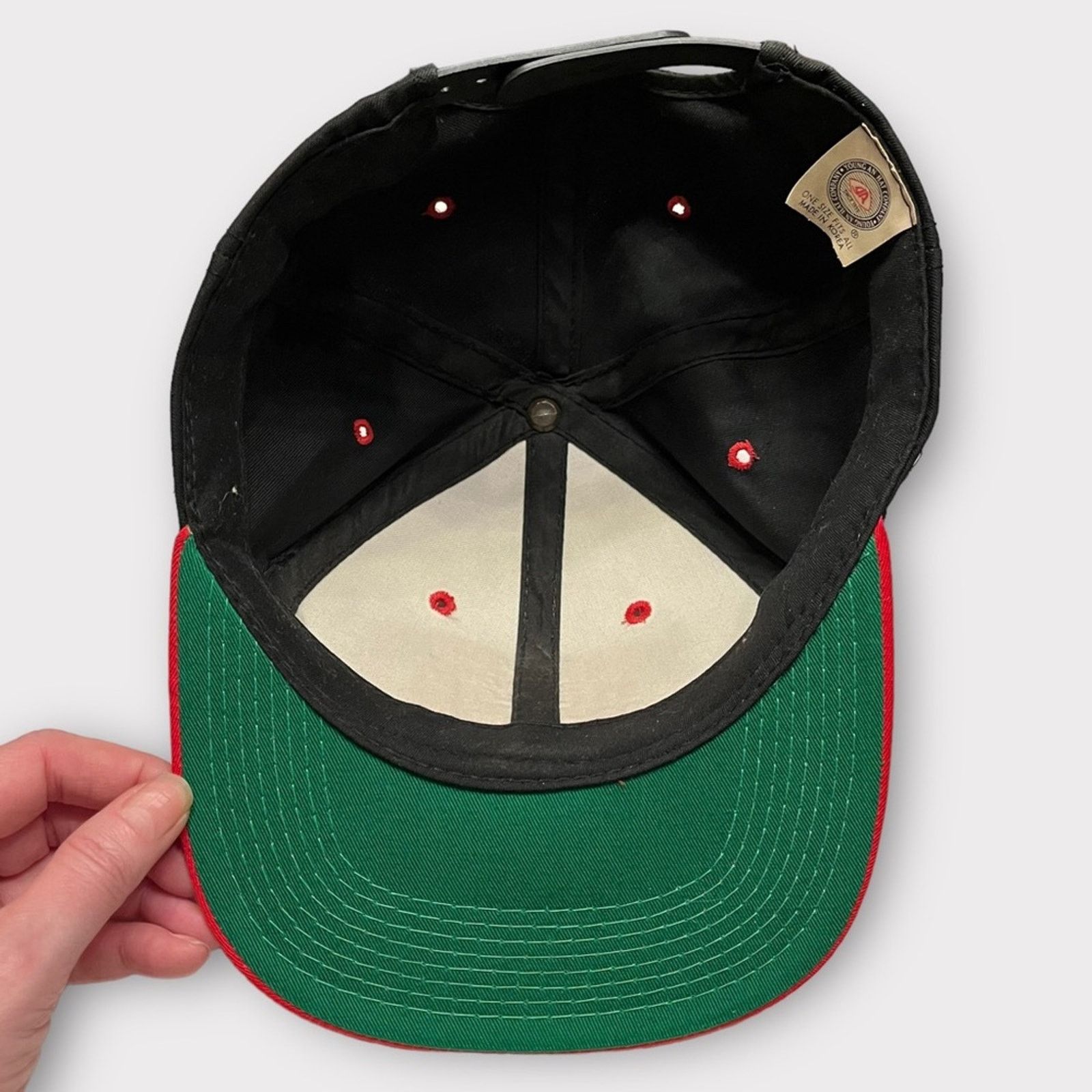 Other VINTAGE NBA Chicago Bulls Three-Peat World Championship hat Size ONE SIZE - 7 Thumbnail